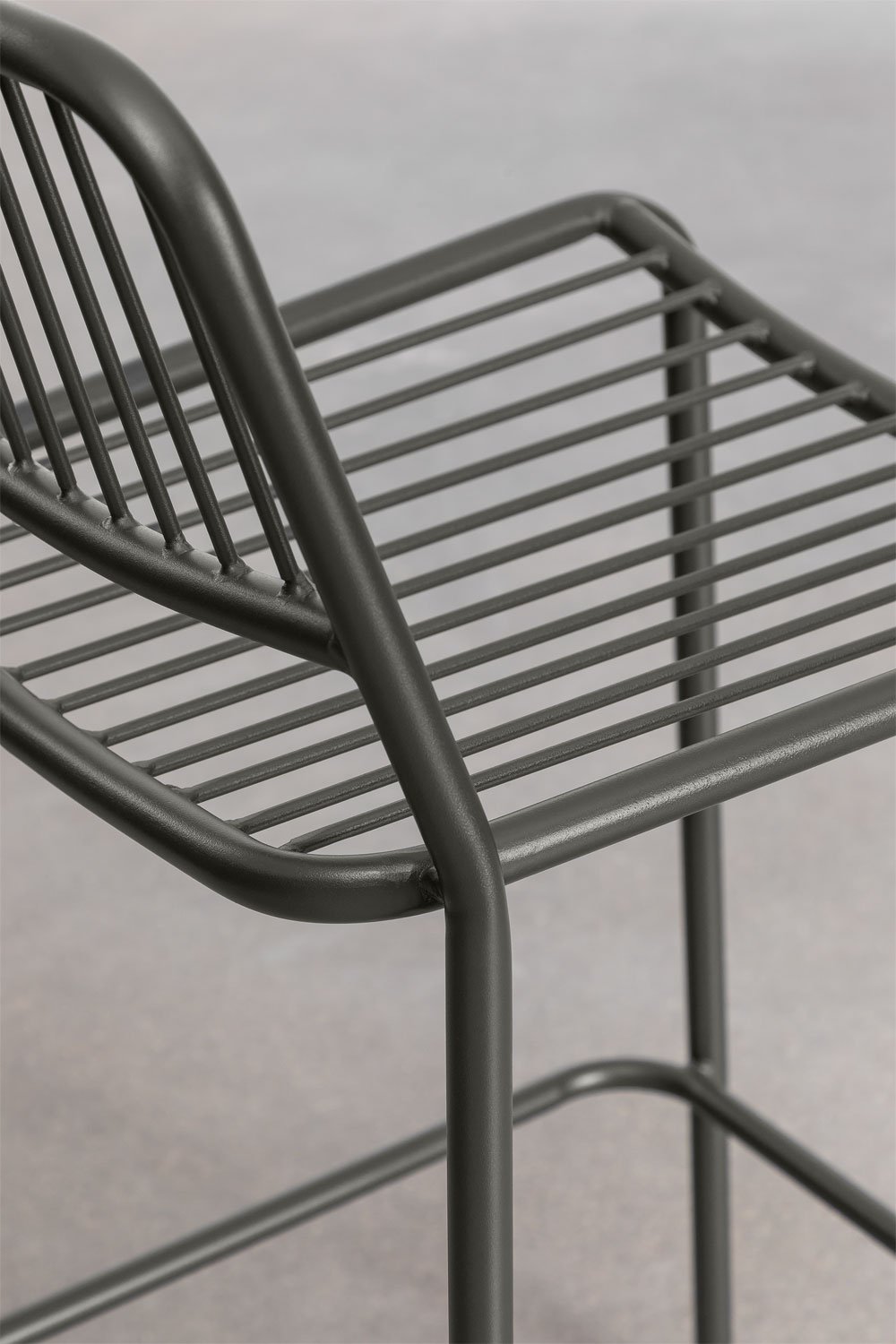 Pack of 4 Elton stackable high garden stools, gallery image 4