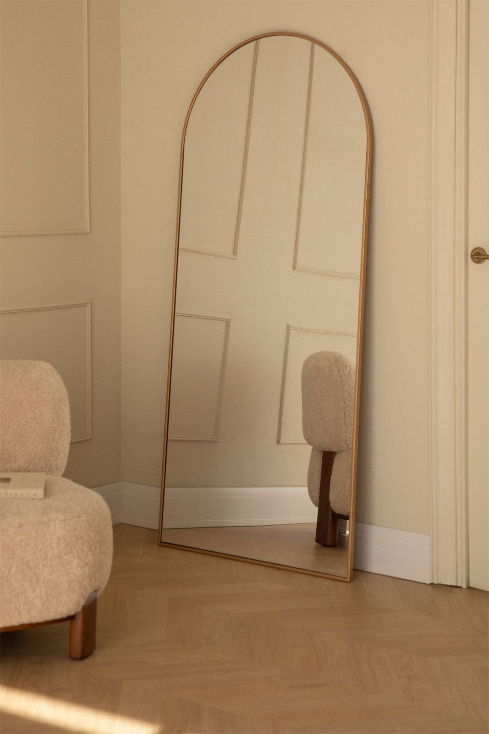 Belm metal wall mirror, gallery image 1