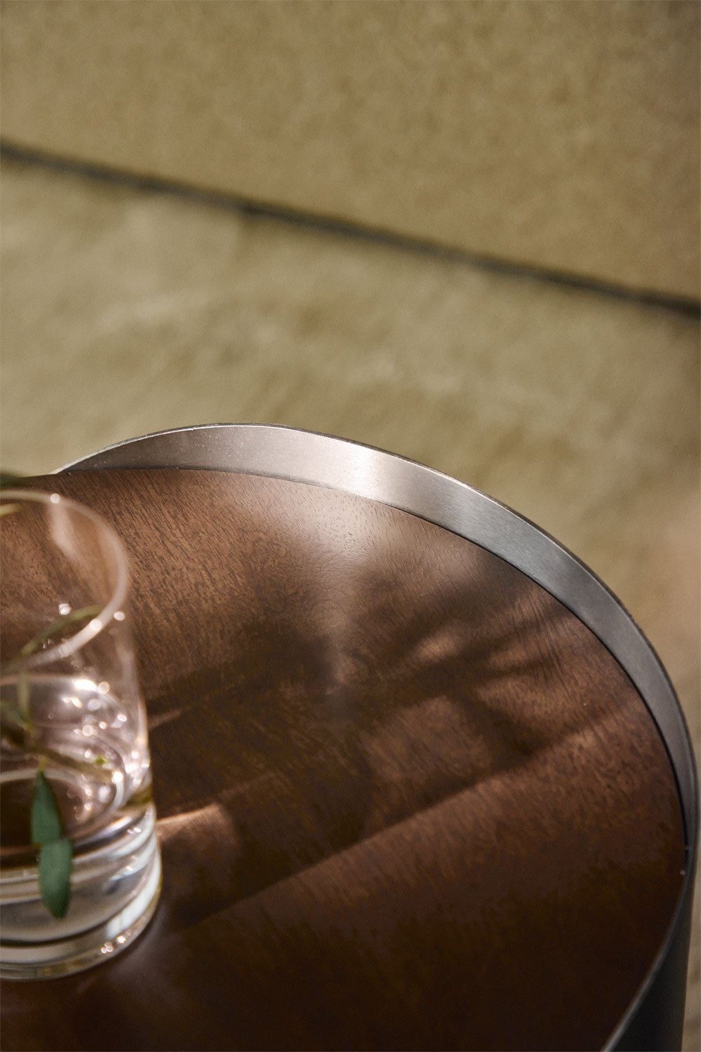 Xireisa round side table in mango wood and stainless steel, gallery image 2