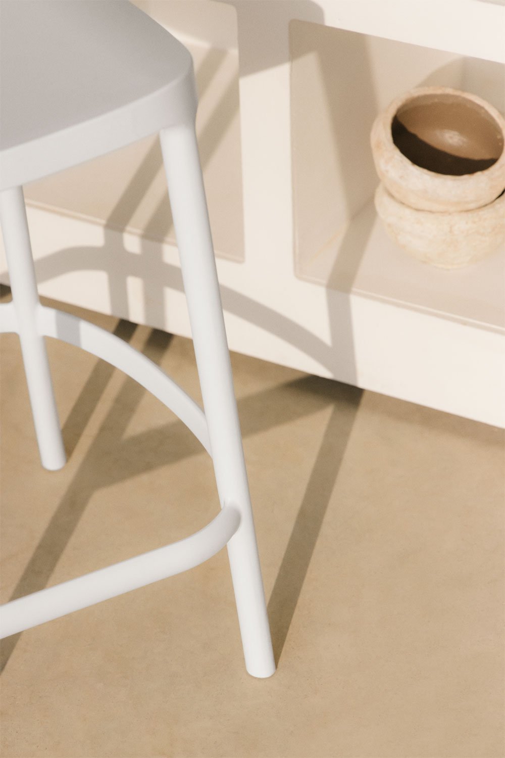 Jardín Otax Stackable High Stool, gallery image 2