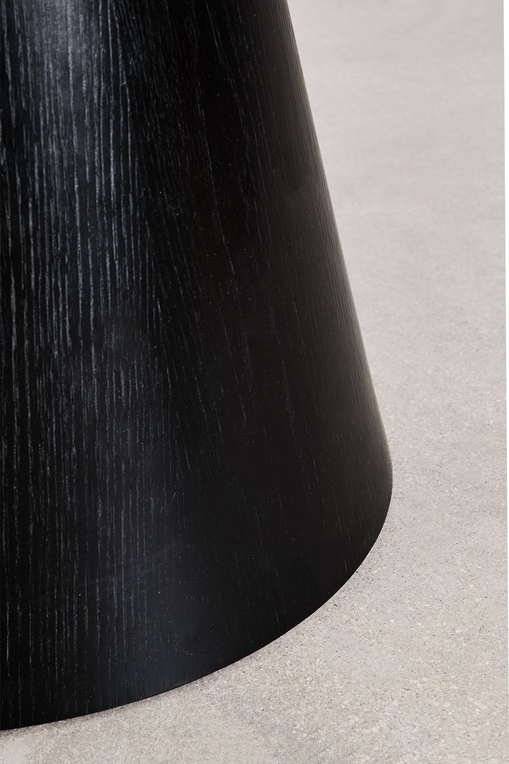 Round dining table 120-160x120 cm extendable in MDF and Montana oak veneer, gallery image 9