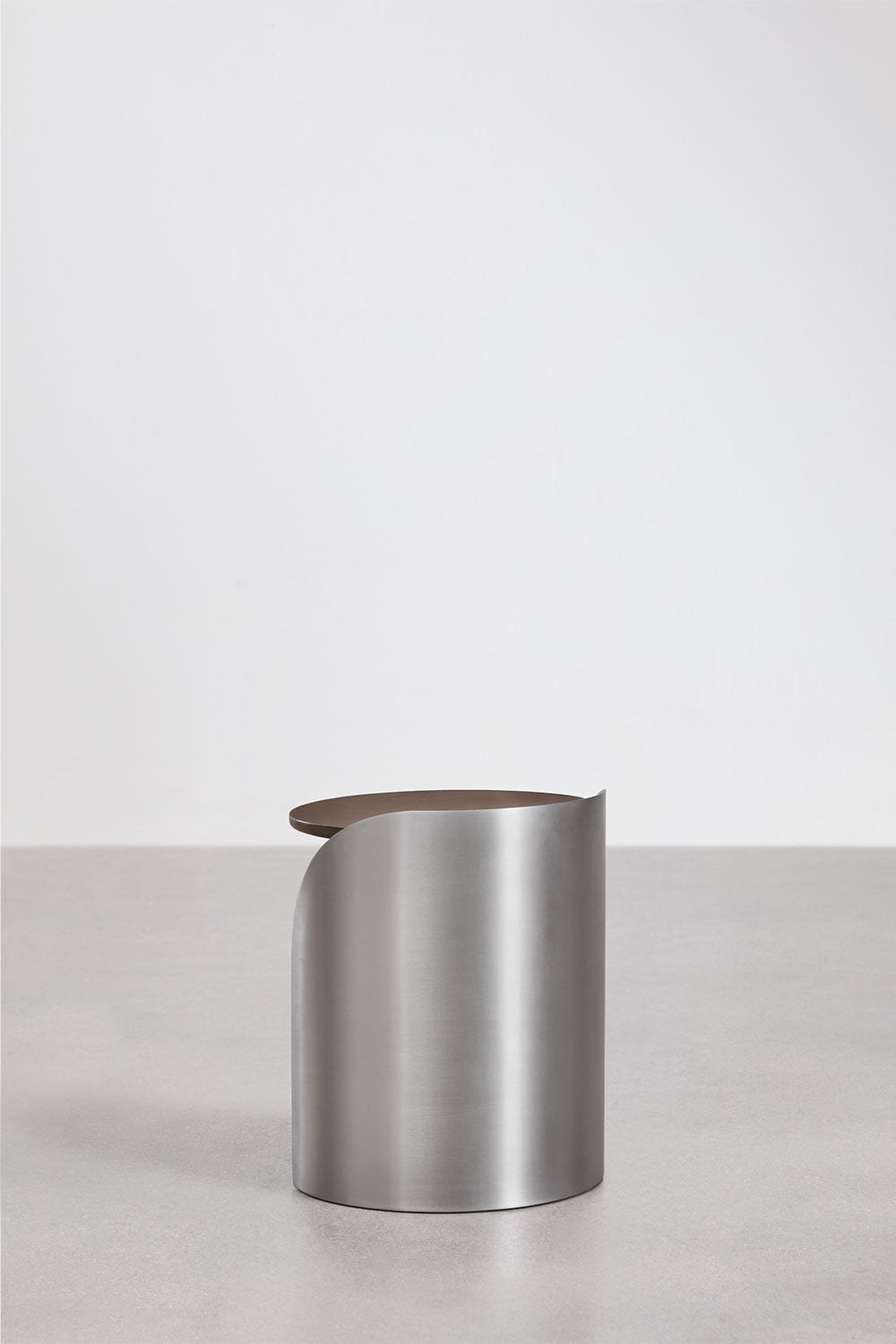Pack of 2 nightstands in mango wood and stainless steel Xireisa, gallery image 5
