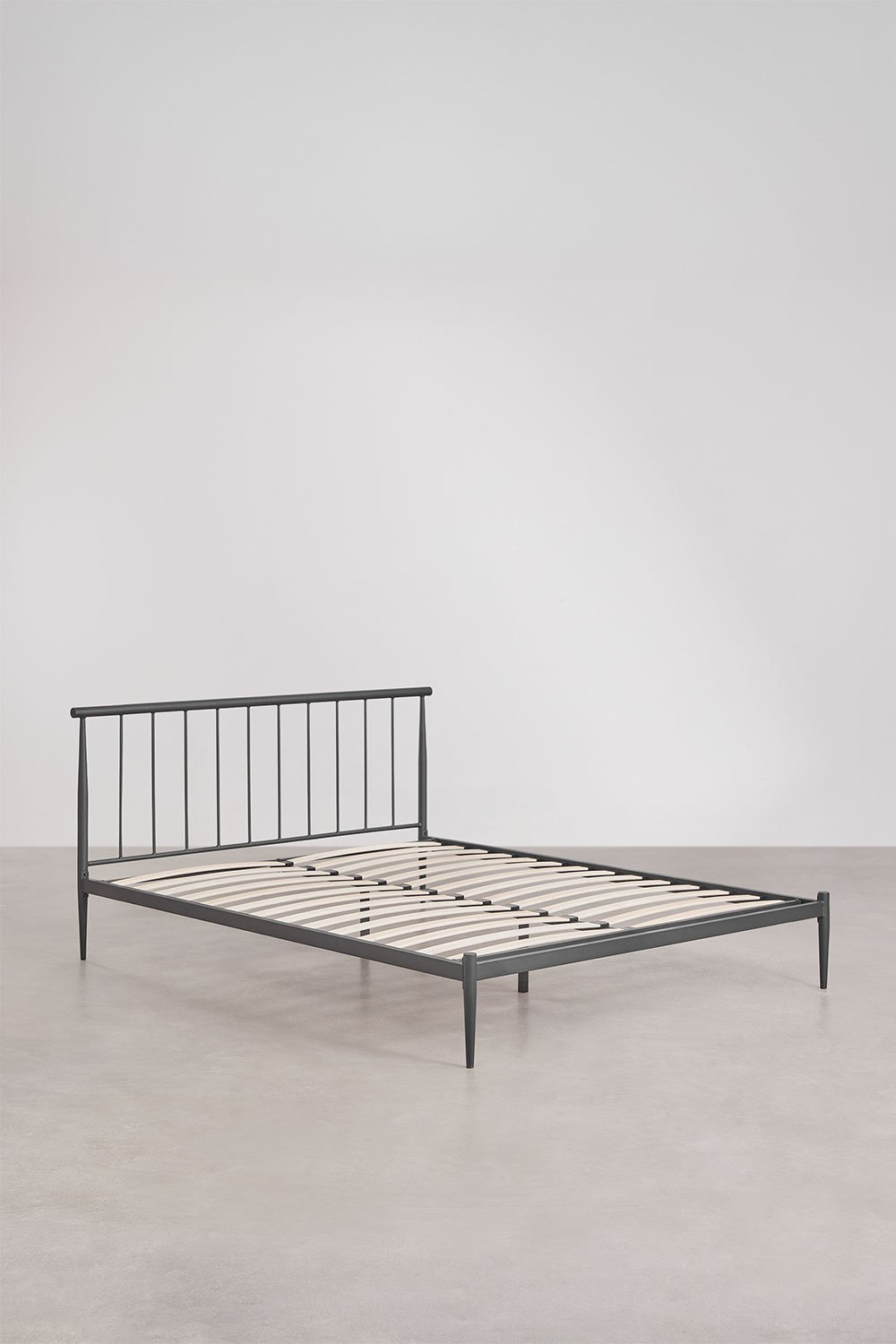 Amaia iron bed, gallery image 3