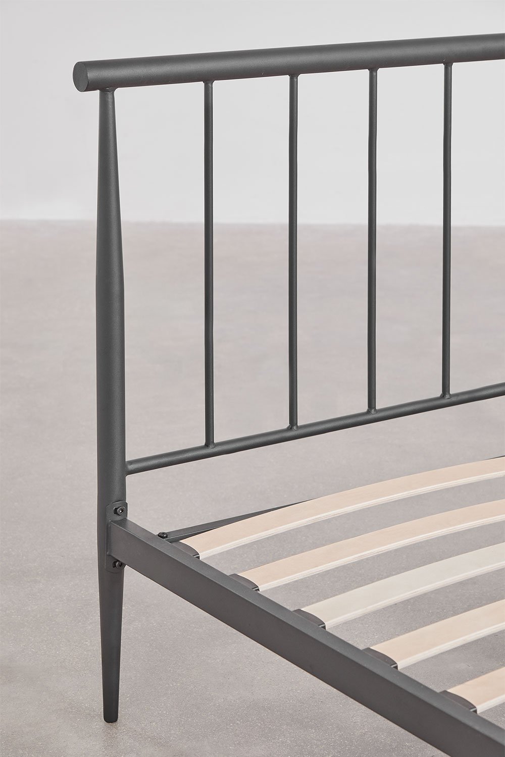 Amaia iron bed, gallery image 5