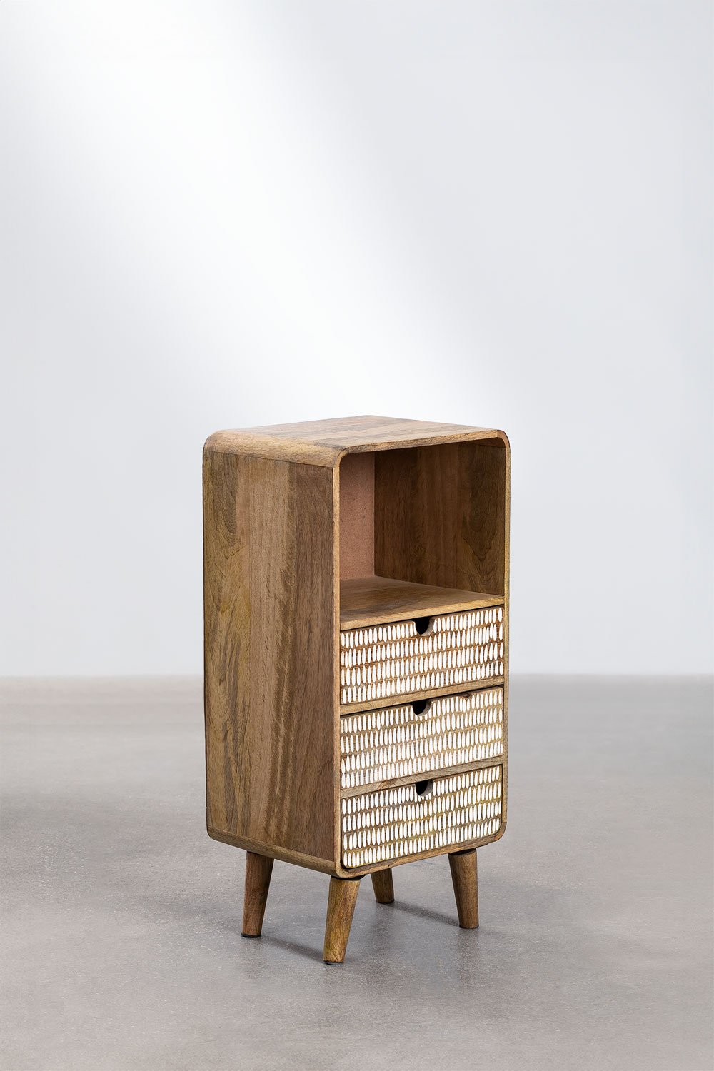 Pack of 2 Yulara mango wood bedside tables, gallery image 2