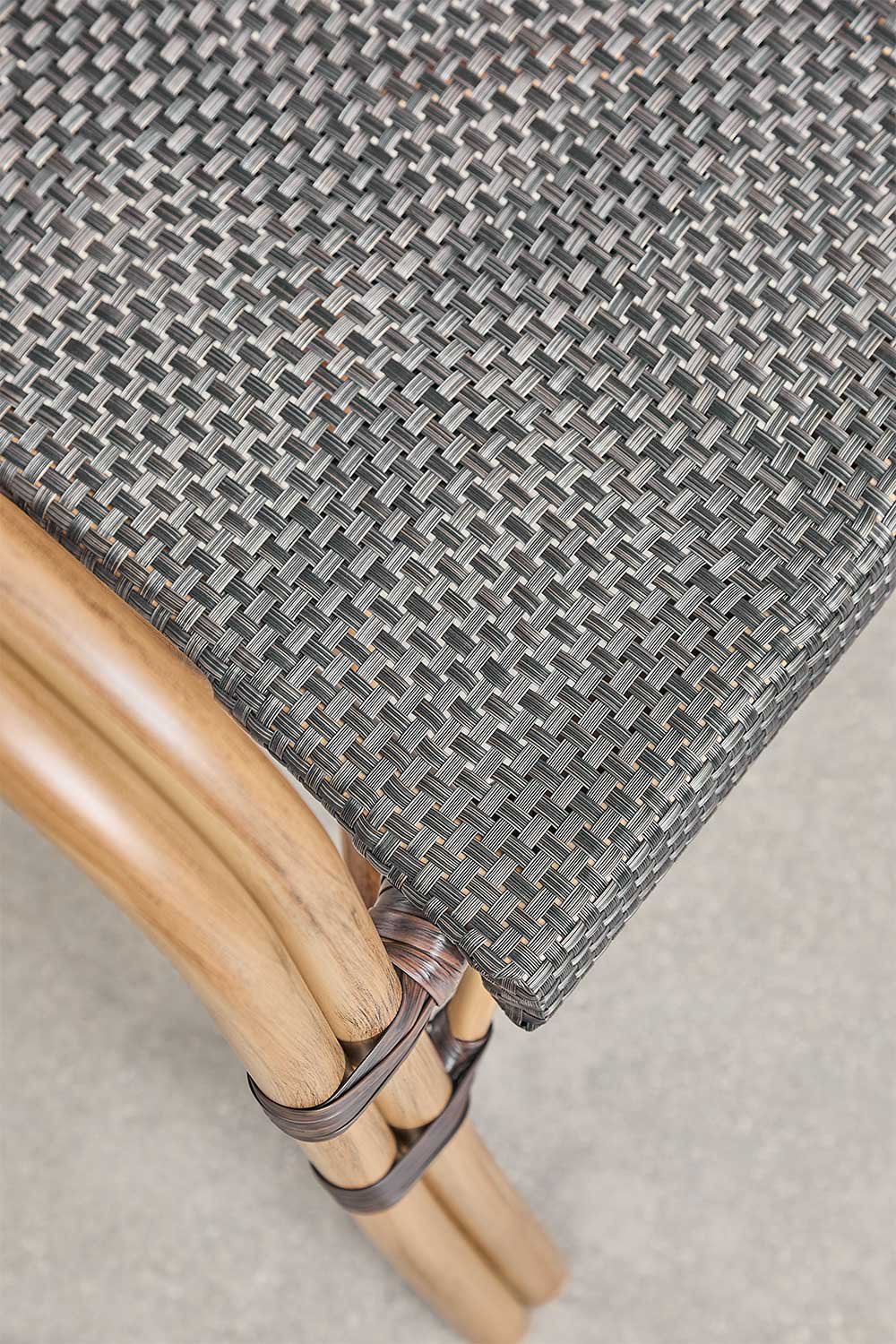 Pack of 2 stackable garden chairs with armrests in aluminium Brielle Bistro, gallery image 6