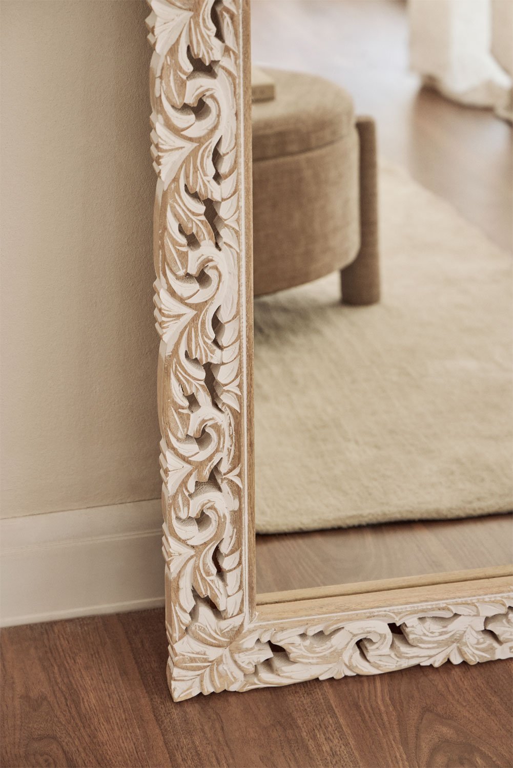 Rectangular wall mirror in mango wood Arnas, gallery image 2
