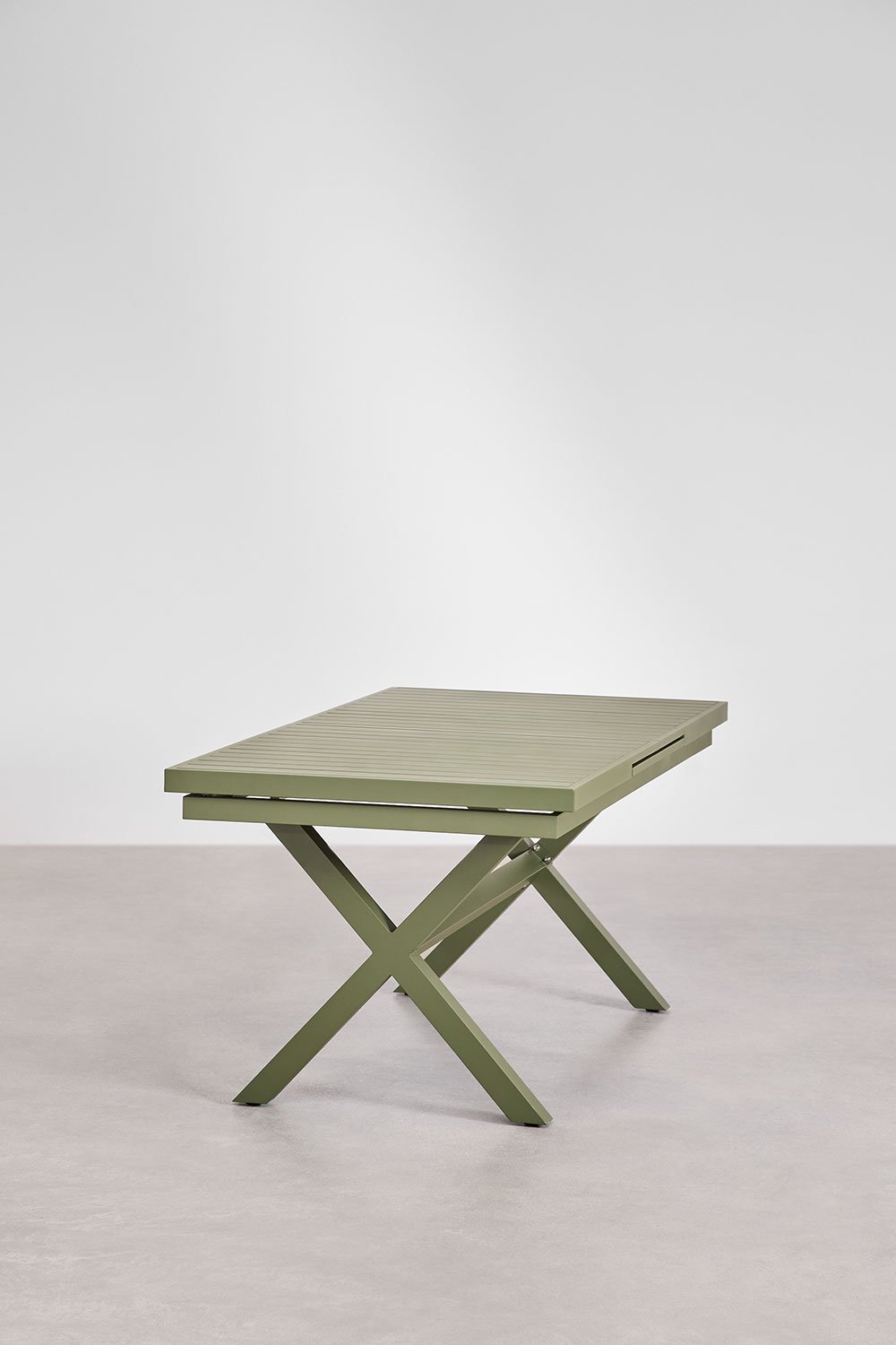 Rectangular extendable dining table in aluminum Karena, gallery image 3