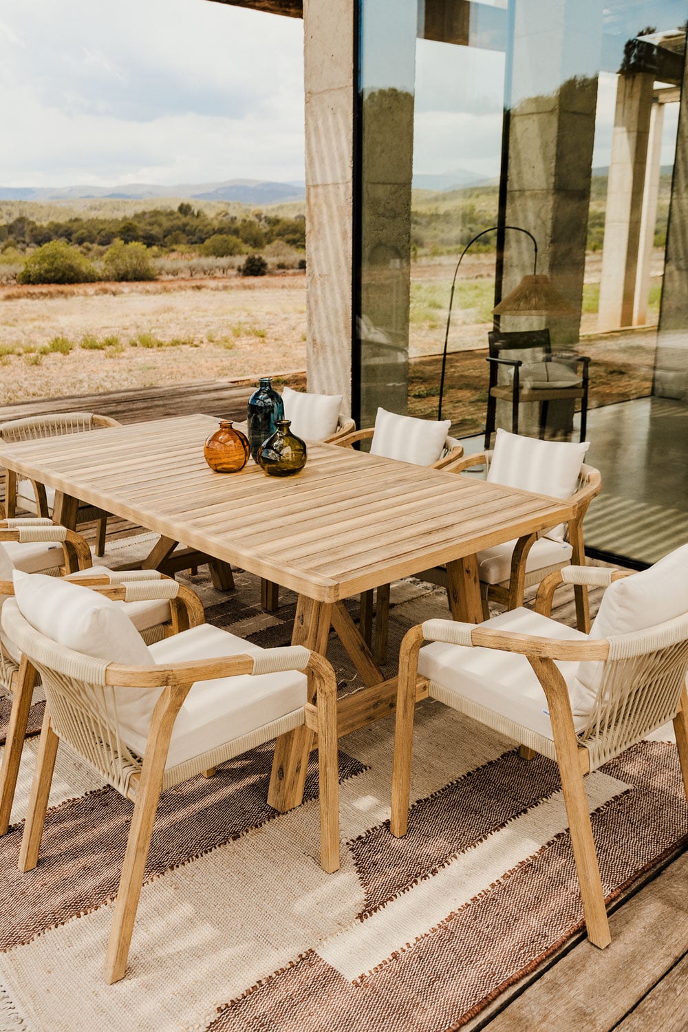 Rectangular garden table 200x100 cm rustic acacia wood Dubai, gallery image 1