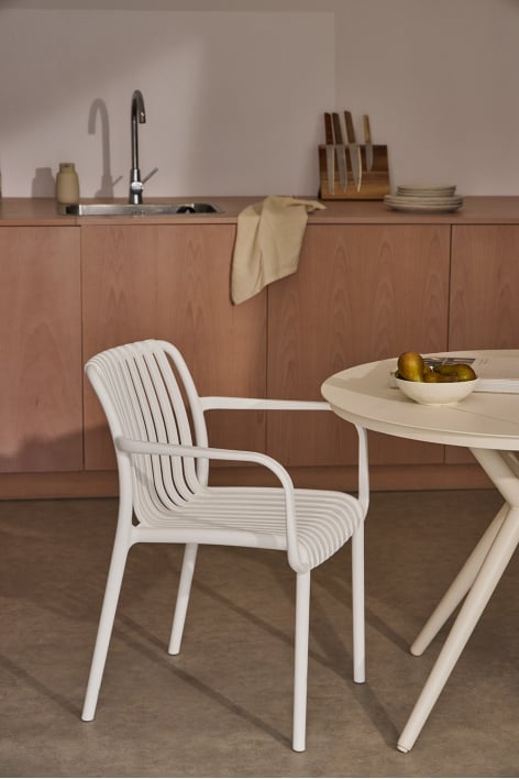 Wendell polypropylene dining chair with armrests - Gardenia White