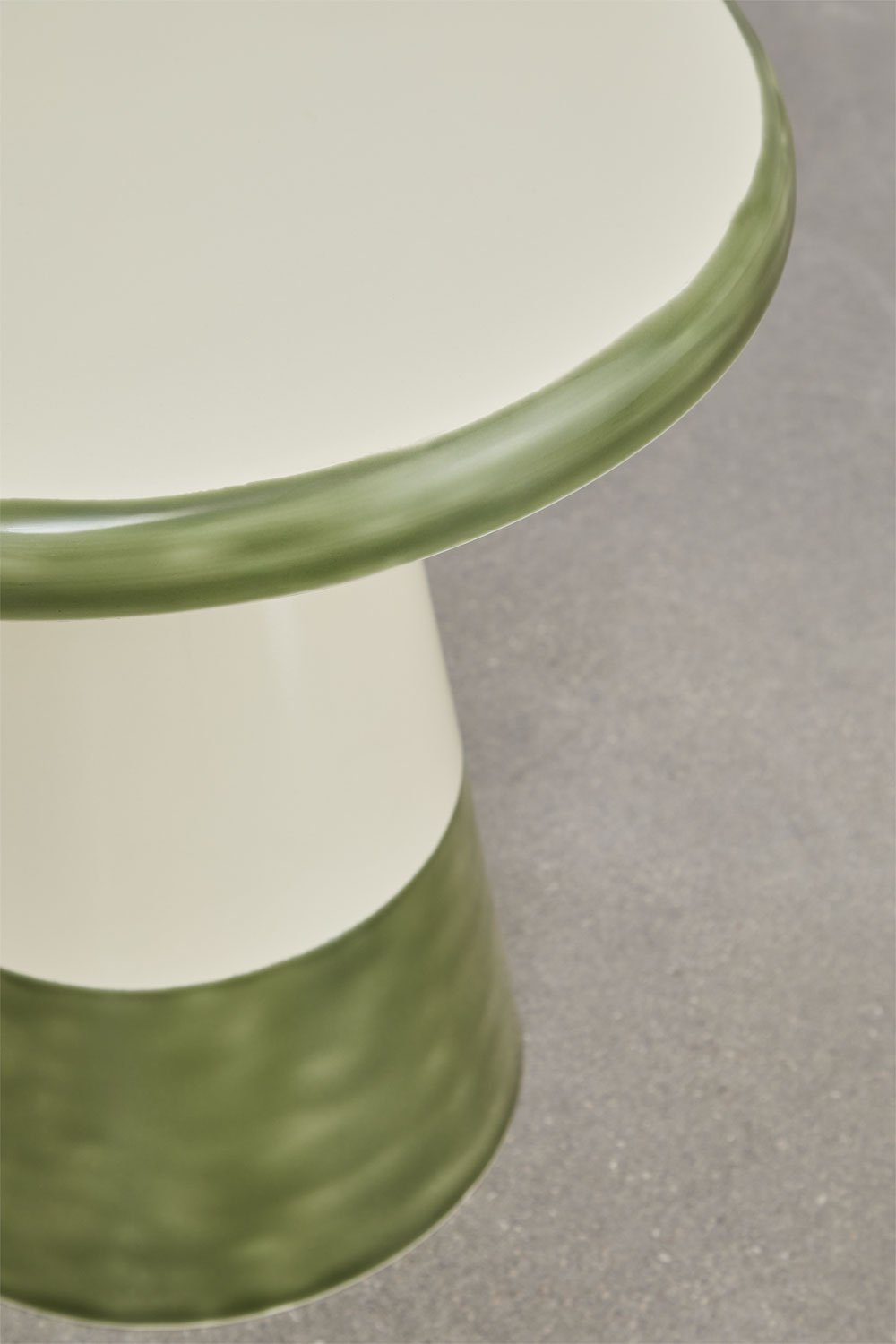 Marcela round iron side table, gallery image 4