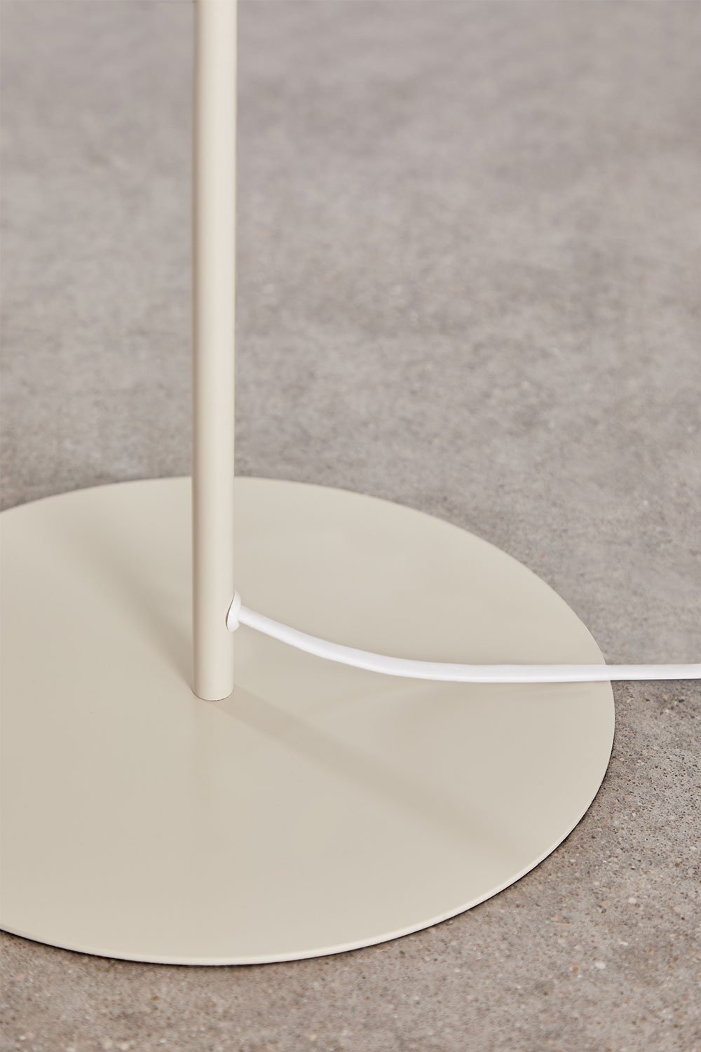 Alnair iron floor lamp, gallery image 6