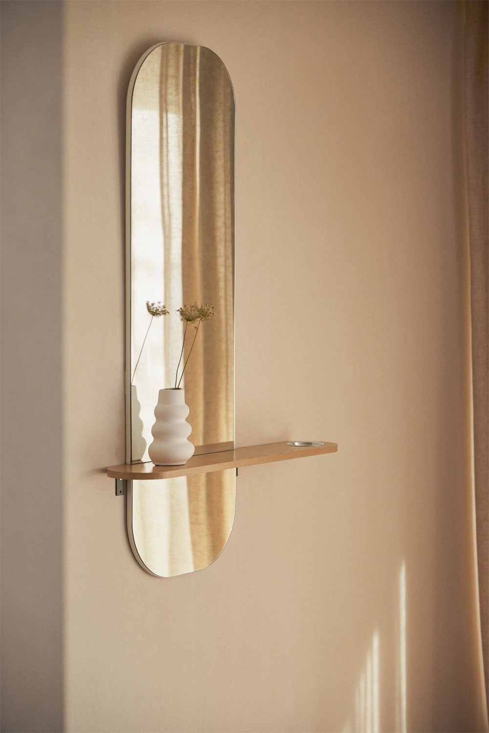 Hallway with mirror in MDF Verique, gallery image 1