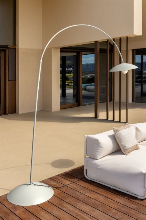 Lomira iron outdoor floor lamp