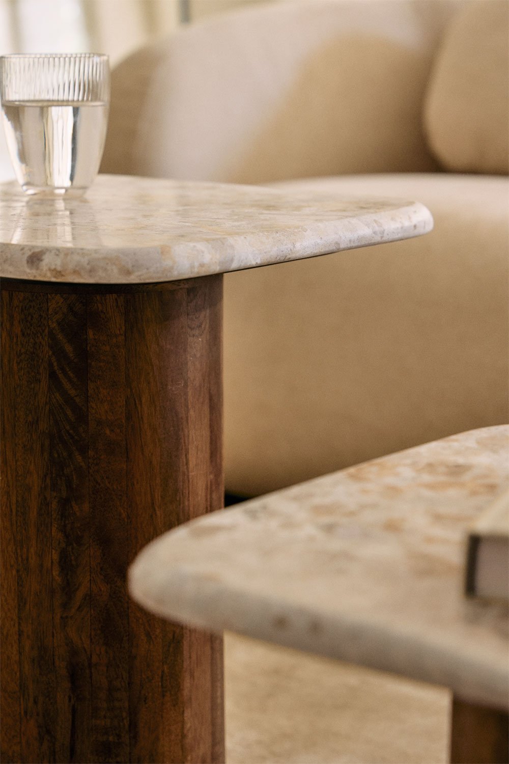 Set of 2 square coffee tables 40x40 cm in marble and mango wood Merieines, gallery image 2