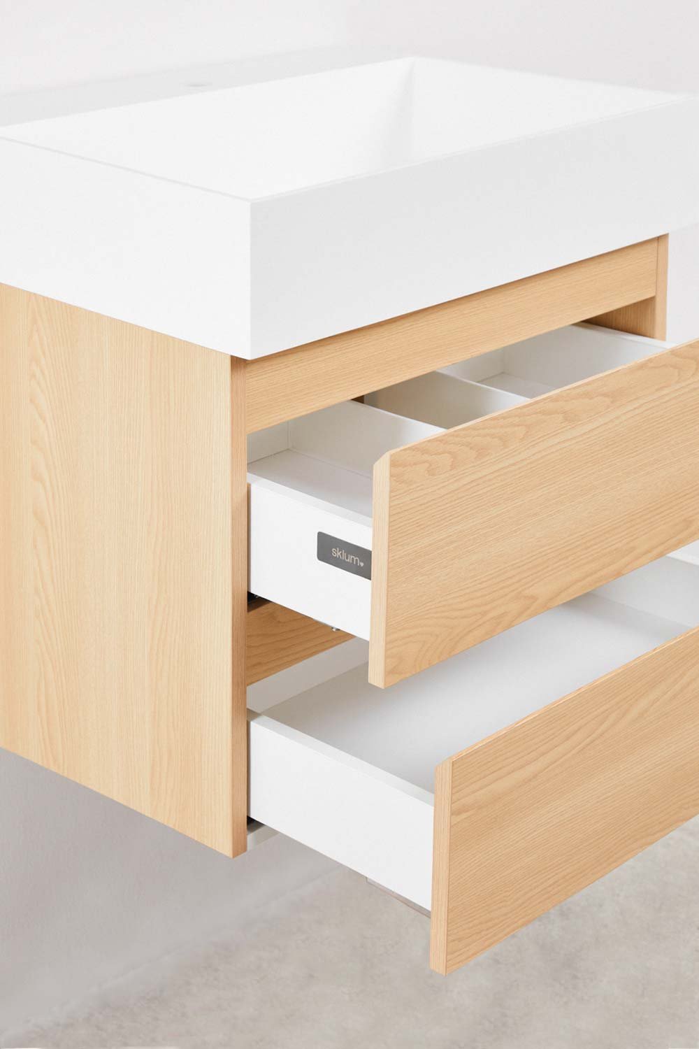 Bathroom furniture set in wood and ash veneer with integrated Ona washbasin, gallery image 5