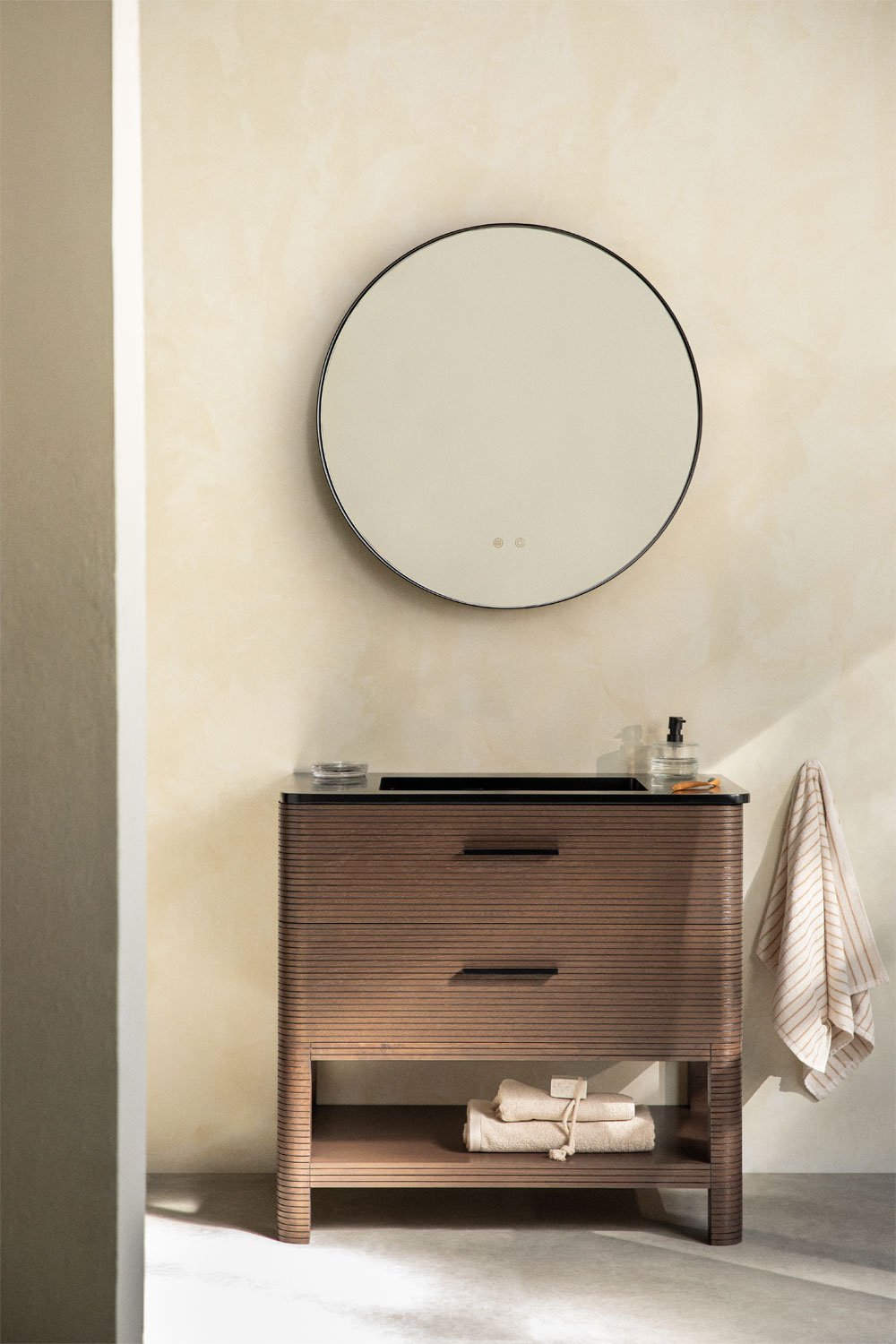 Bathroom furniture set in wood with integrated sink Misene, gallery image 1