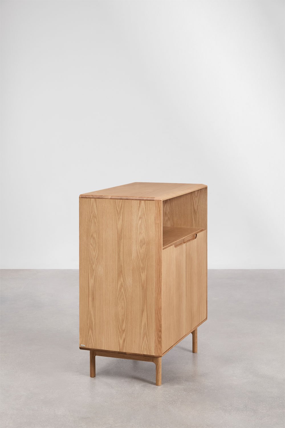 Tall sideboard in Treveris oak wood, gallery image 4