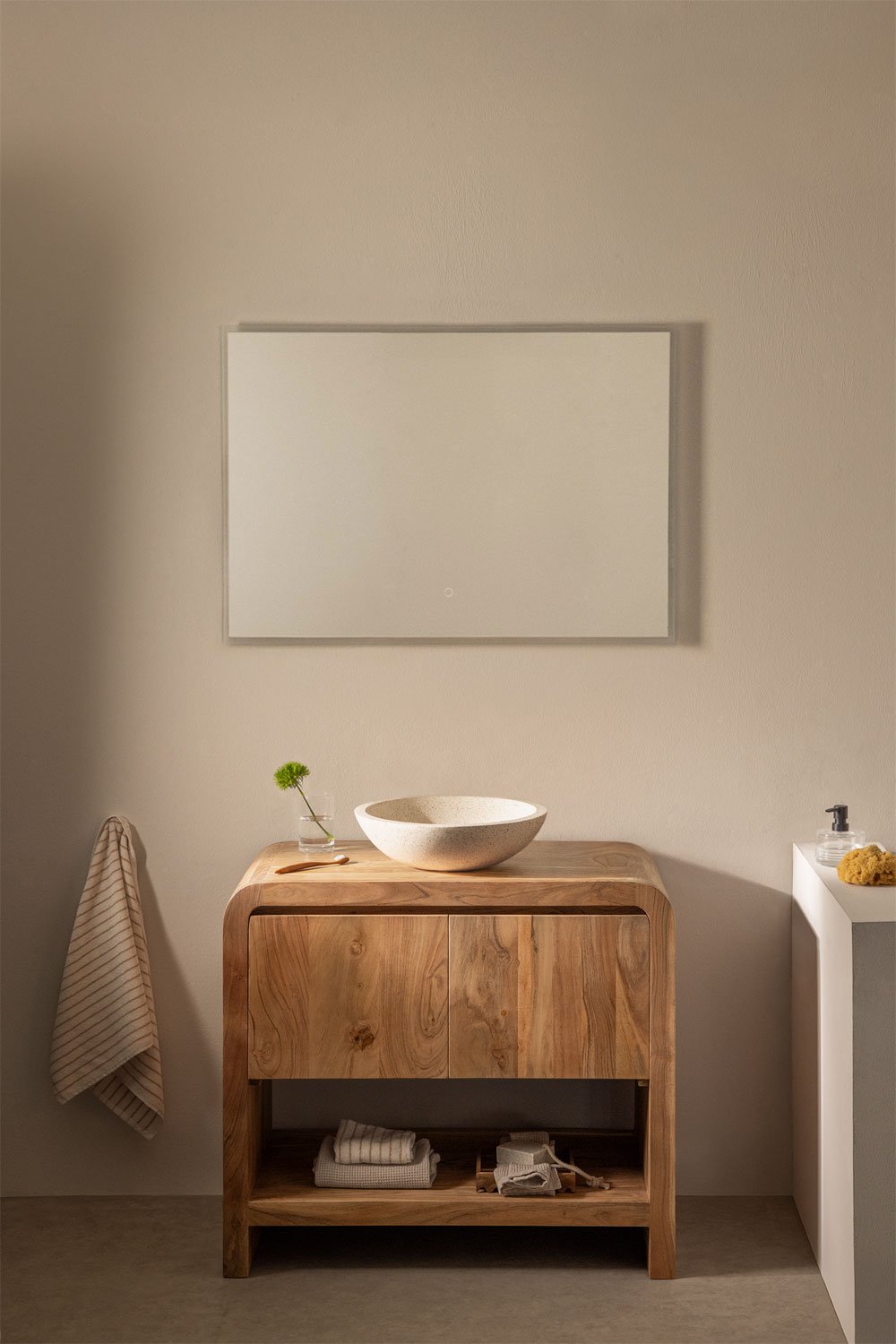Vacry wooden bathroom furniture set, gallery image 1