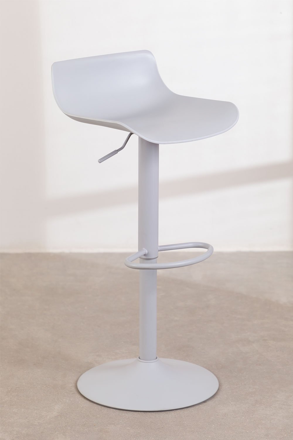 Pack of 2 Arjenn adjustable high stools, gallery image 1