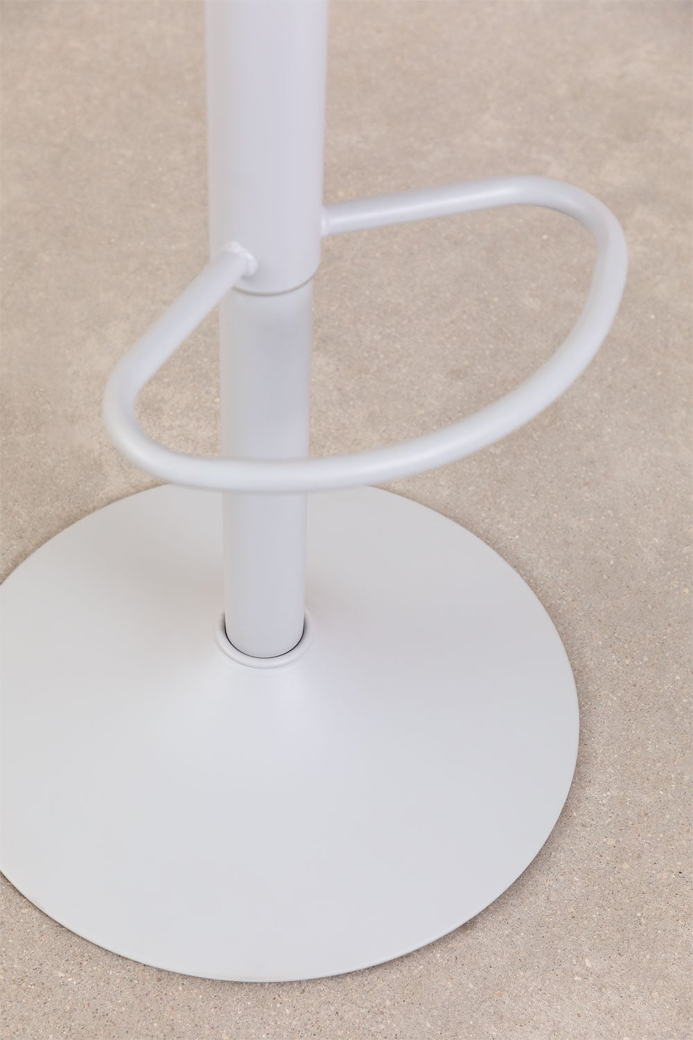 Pack of 2 Arjenn adjustable high stools, gallery image 6