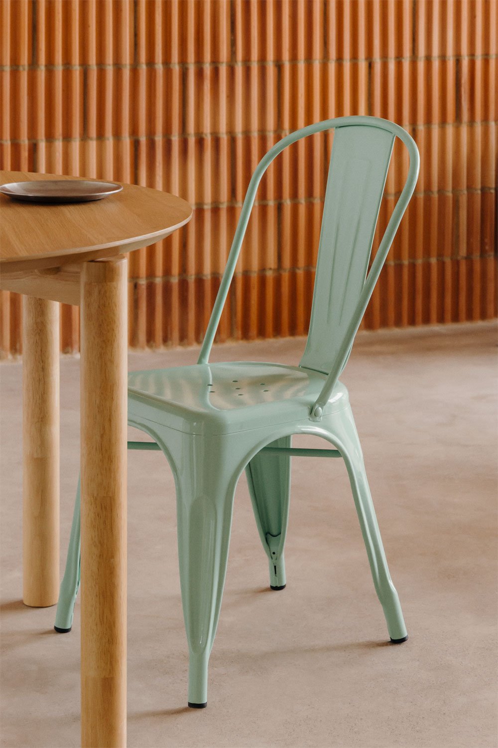 Pack of 4 Lix stackable dining chairs, gallery image 1