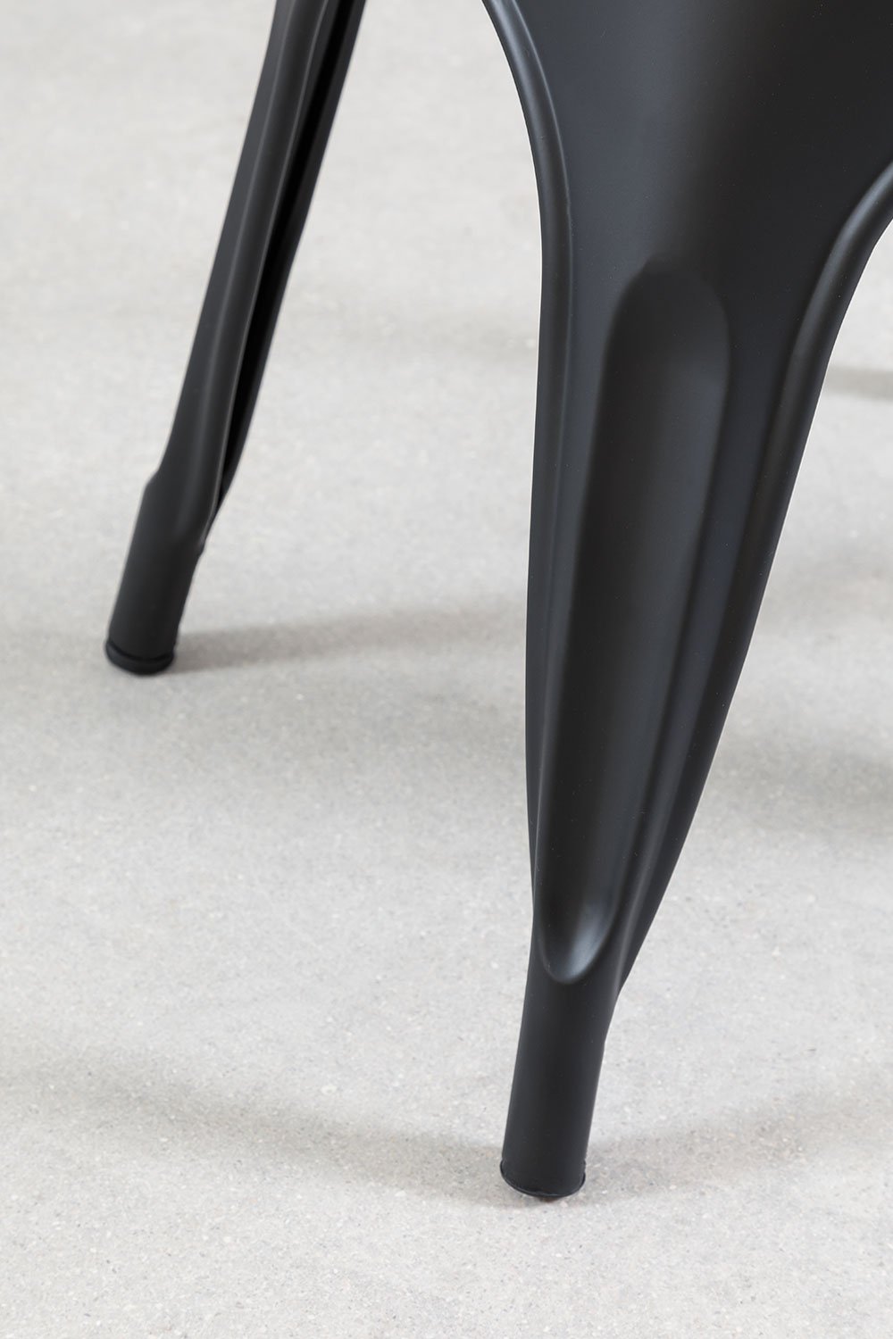Lix stackable dining chair, gallery image 6