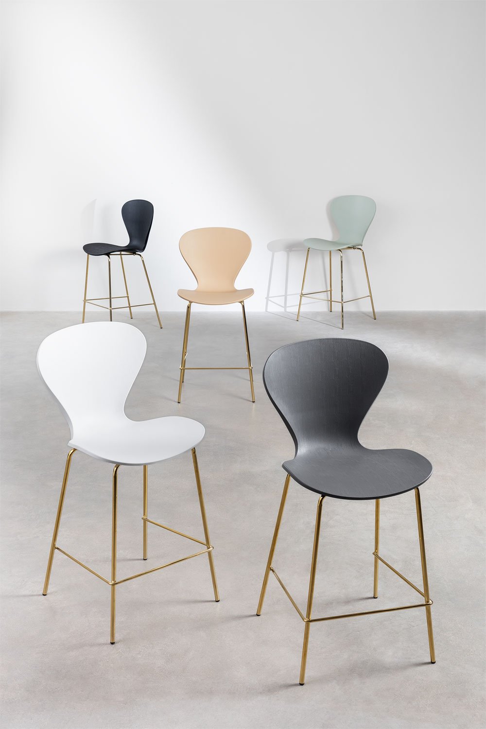 4-Pack high stools 65 cm dark grey and gold iron legs Uit, gallery image 7