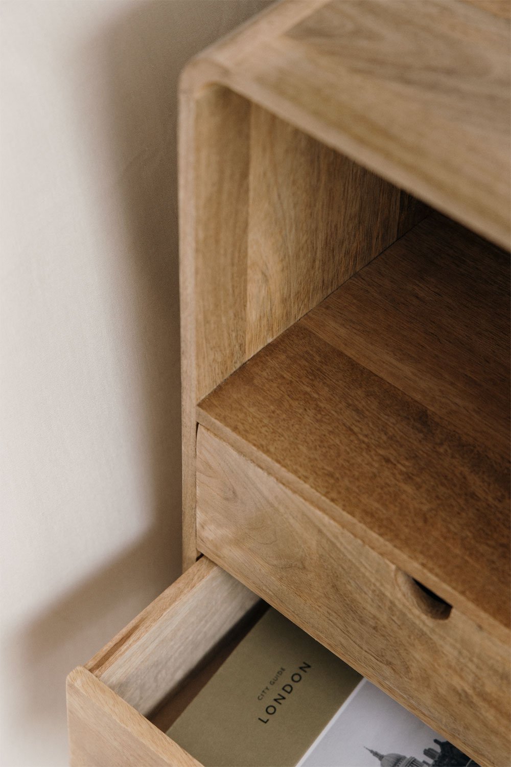 Pack of 2 rectangular nightstands 30x25 cm in Yulara mango wood, gallery image 2