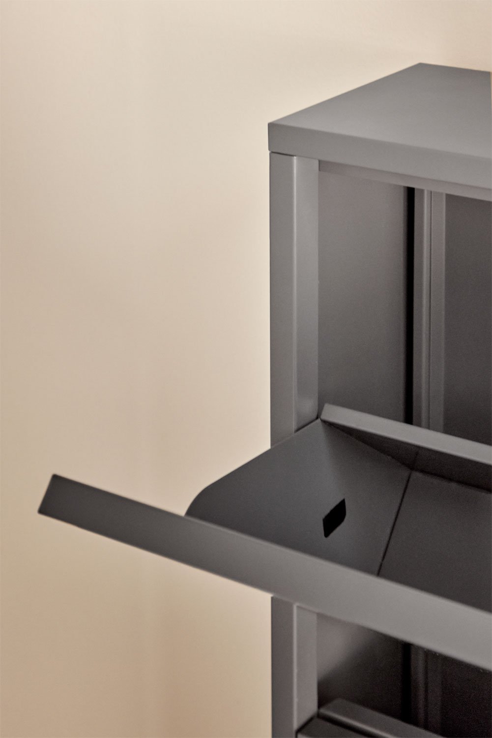 Logan Steel Shoe Rack, gallery image 2