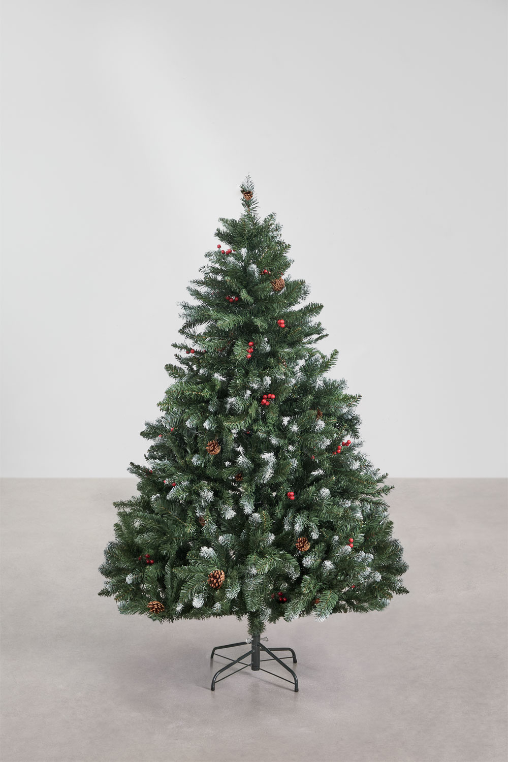 Christmas tree 180 cm with decorative pine cones and red berries ...