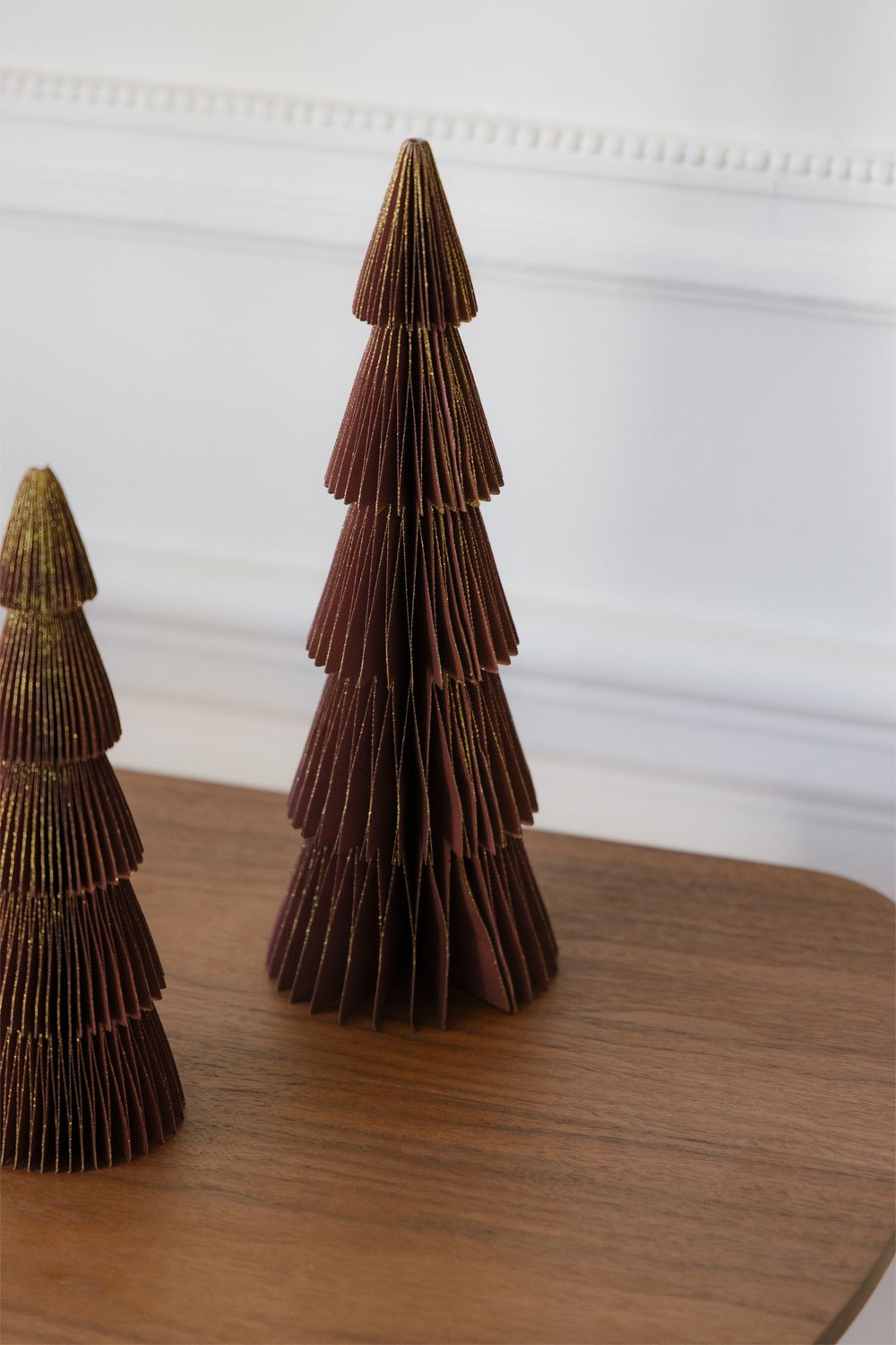 Pack of 3 cedar red paper Christmas trees 29.5 cm with glitter Jesper, gallery image 1