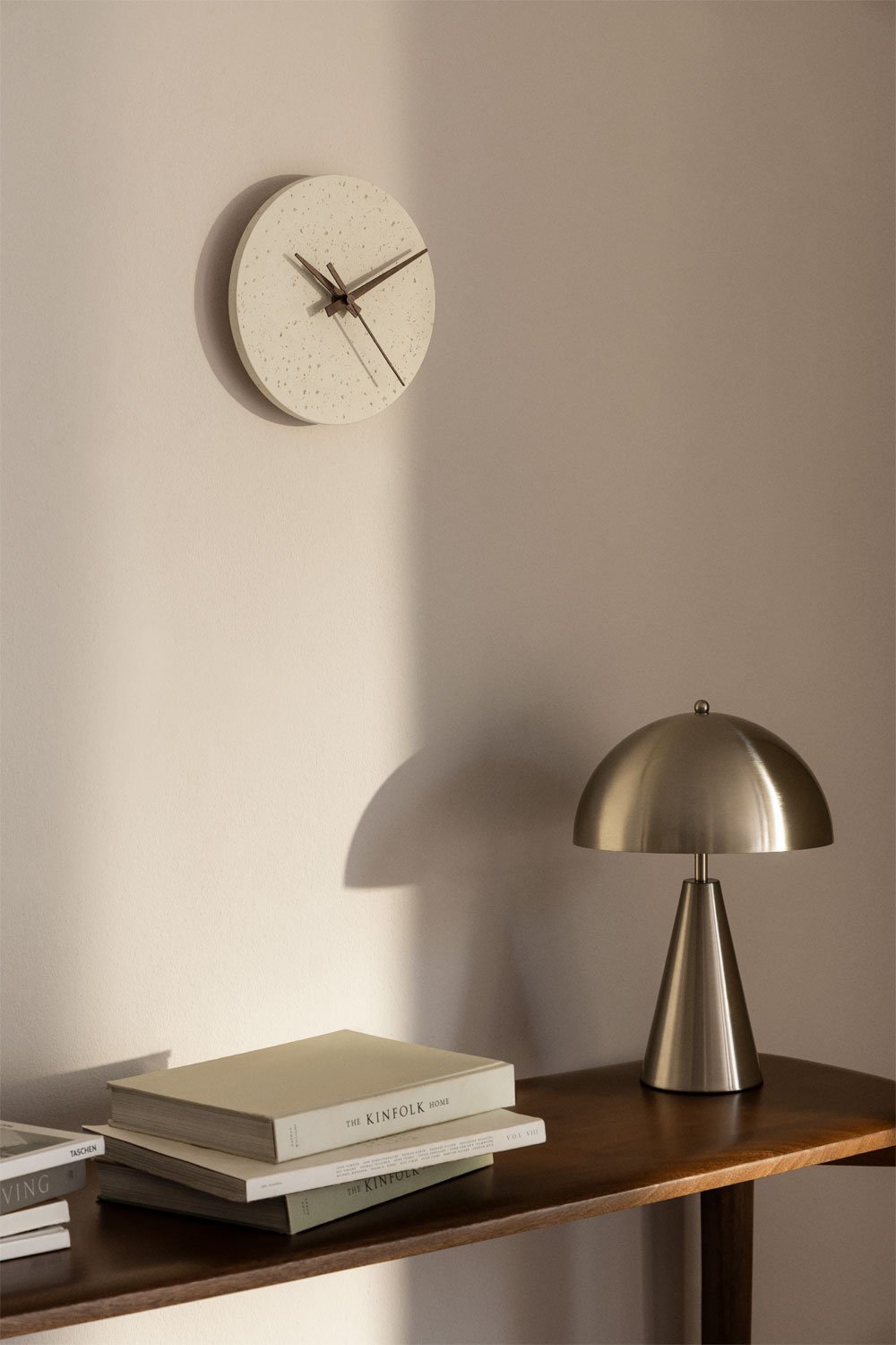 Relyo cement wall clock Ø25, gallery image 1