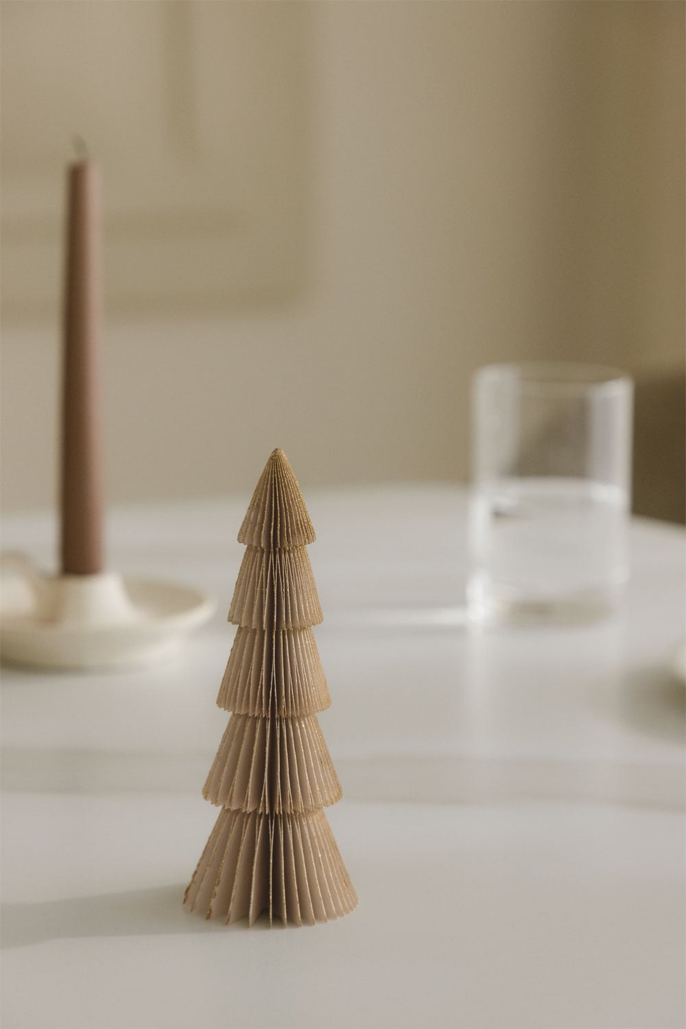 Pack of 2 linen beige paper Christmas trees 15 cm with glitter Jesper, gallery image 1