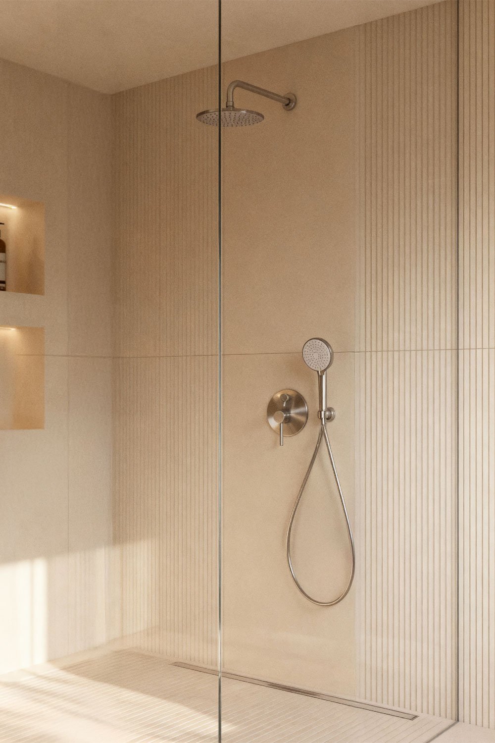 Orveta brass built-in shower column, gallery image 1