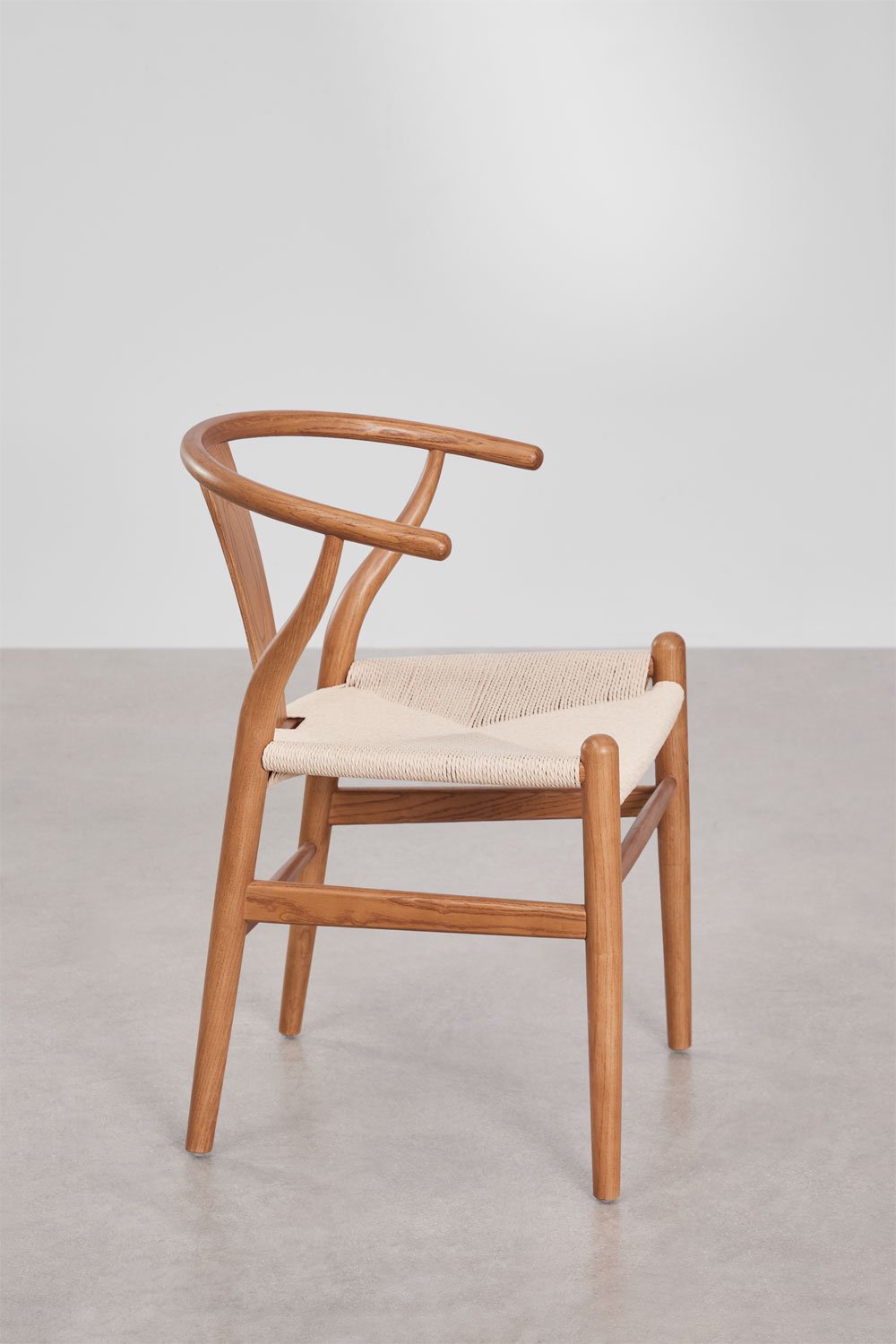 Pack of 4 dining chairs in elm wood Uish Edition, gallery image 3