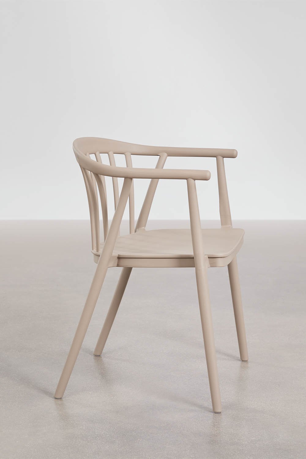 Ivor stackable garden chairs set of 6 with armrests in polypropylene, gallery image 4