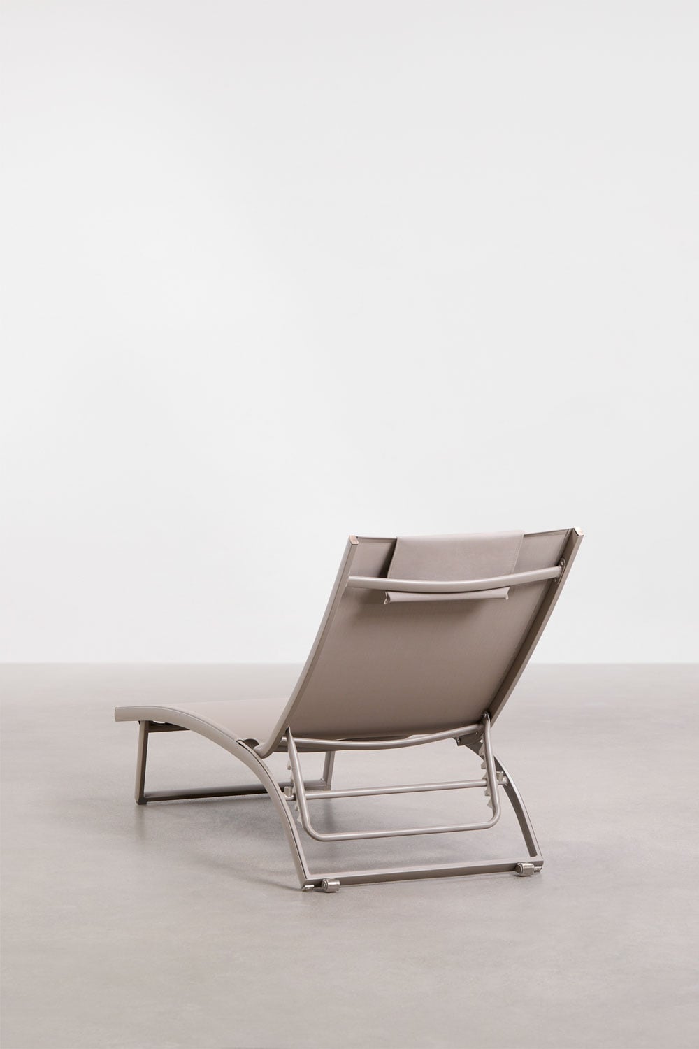 Pack of 2 reclining aluminum sun loungers with Dulem cushion, gallery image 3