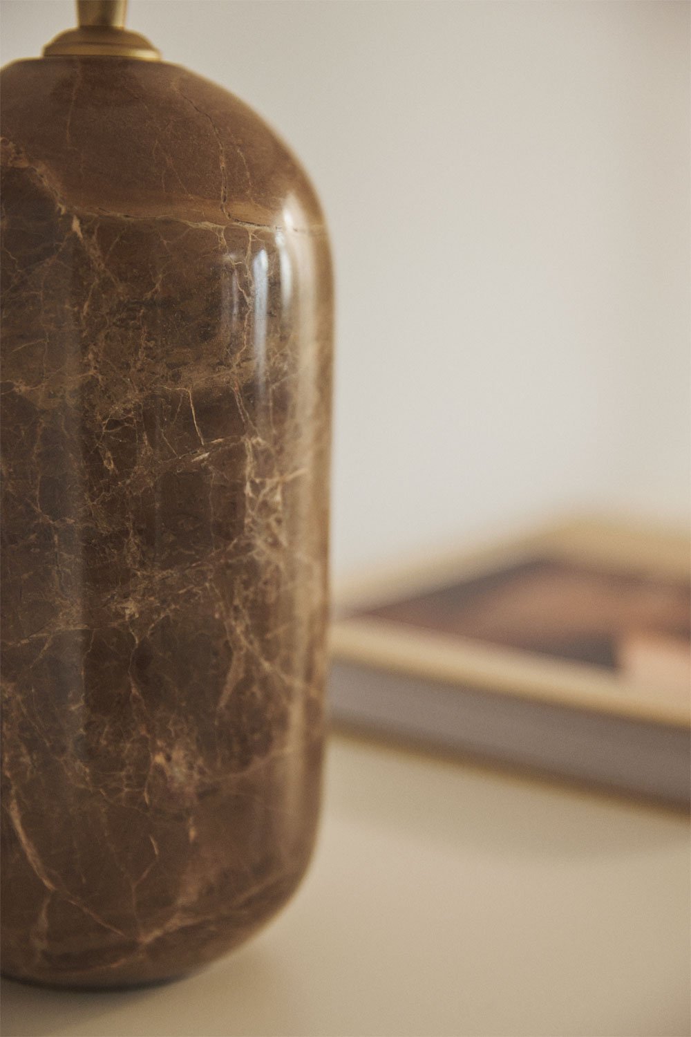 Base for table lamp in natural stone Yalvira, gallery image 1