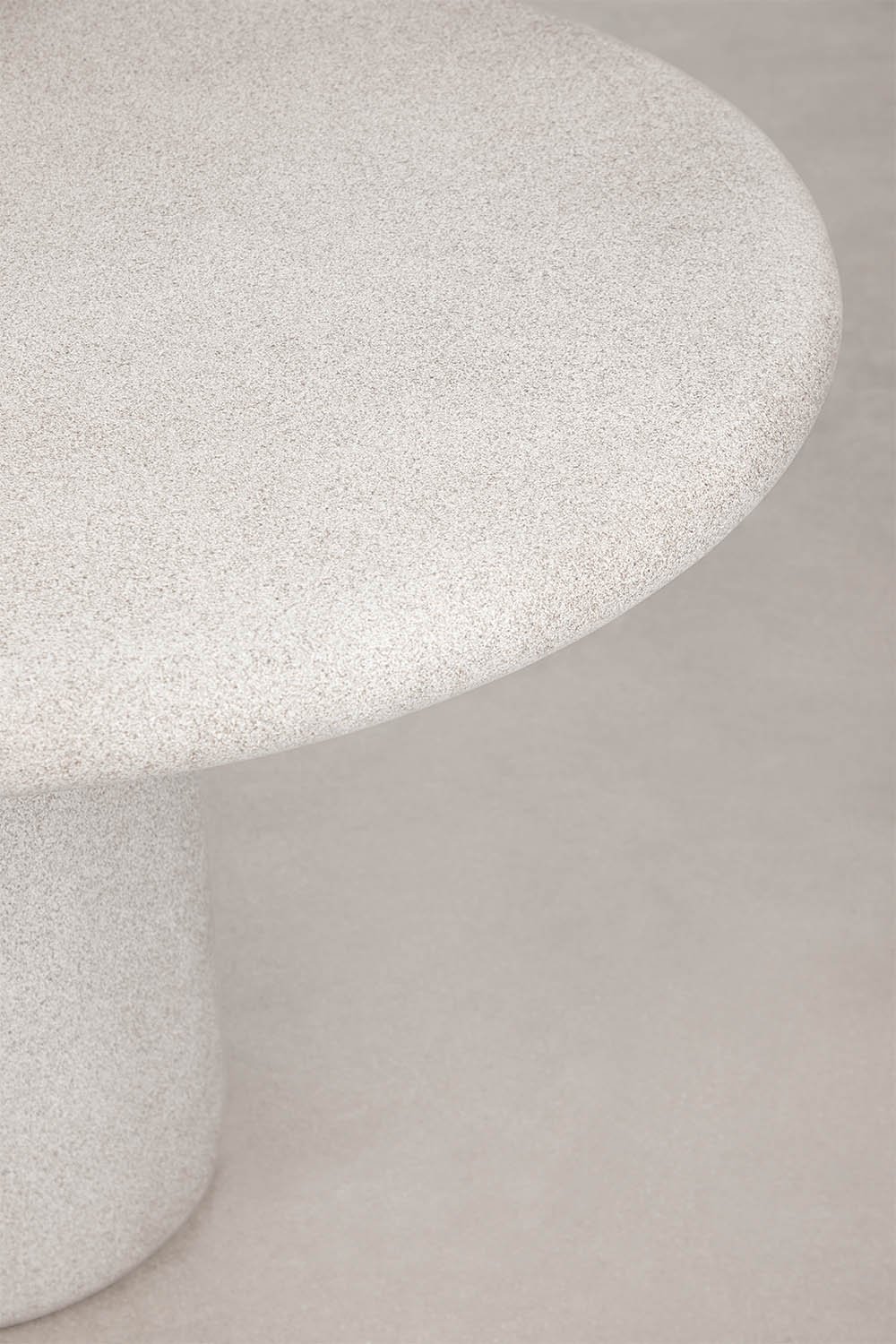 Oval garden table 260x110 cm in Aurean cement, gallery image 3