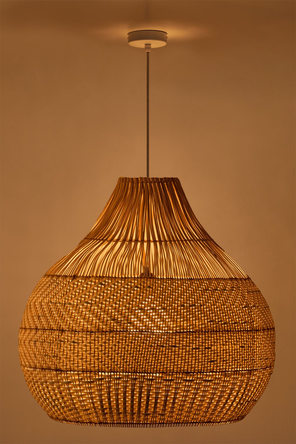 Hanging ceiling lamp in braided rattan Llaury, gallery image 2