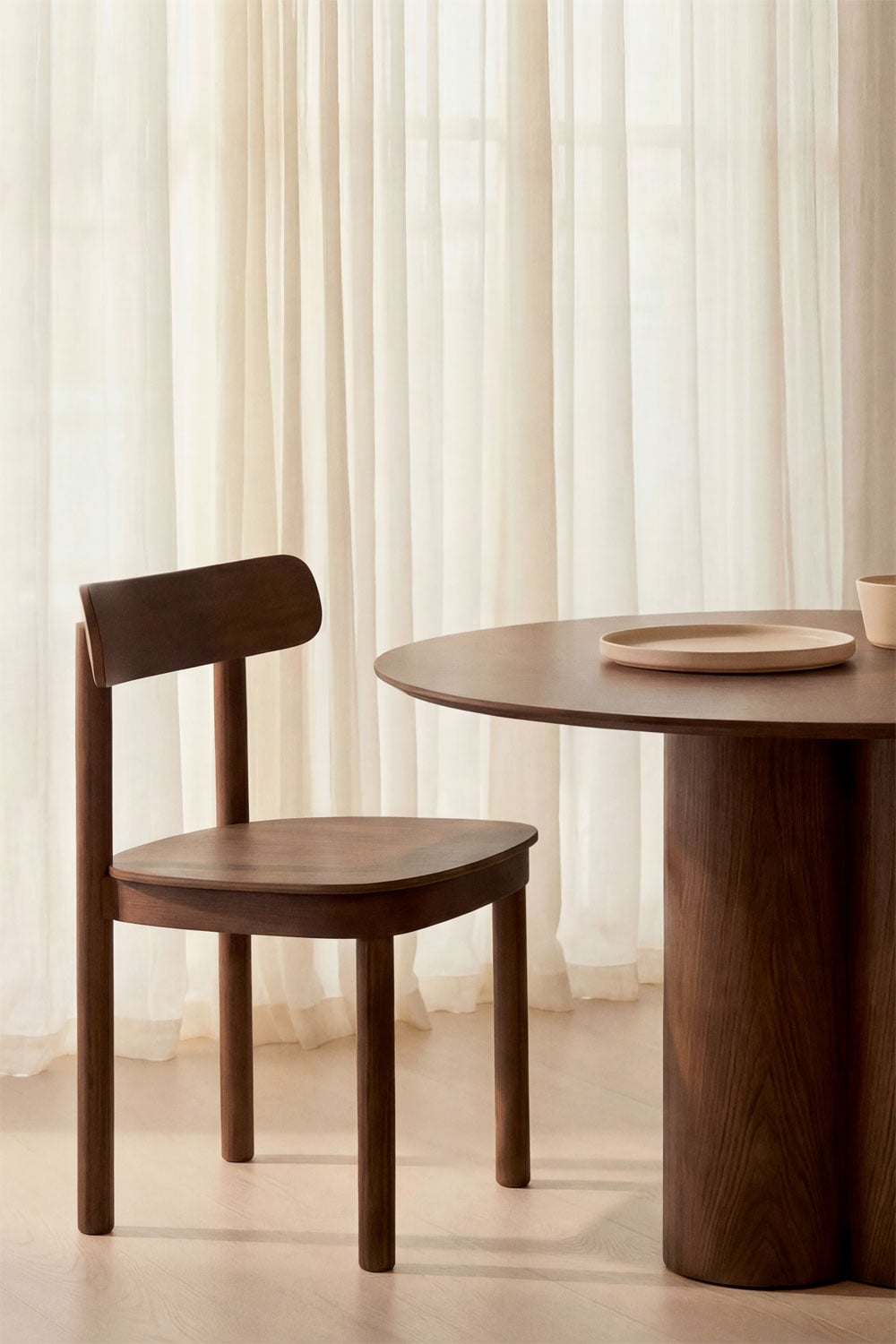 Pack of 2 Taleri wooden dining chairs, gallery image 1