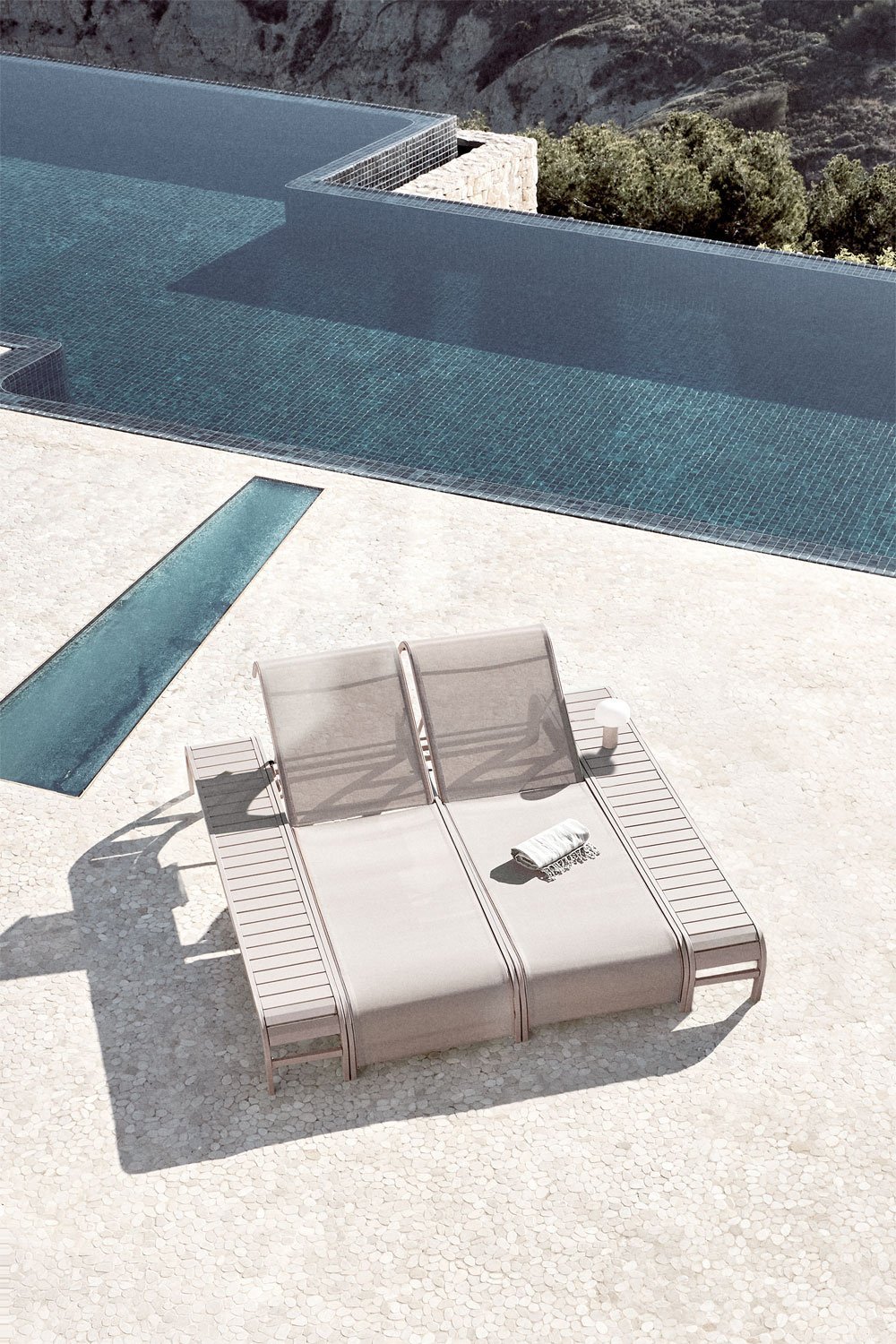 Set of 2 reclining loungers and 2 side tables in Marietta steel, gallery image 1