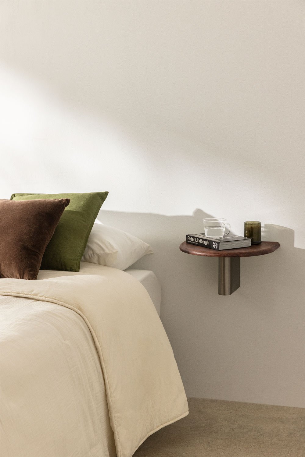 Mayeli floating nightstand 40x30 cm, gallery image 1