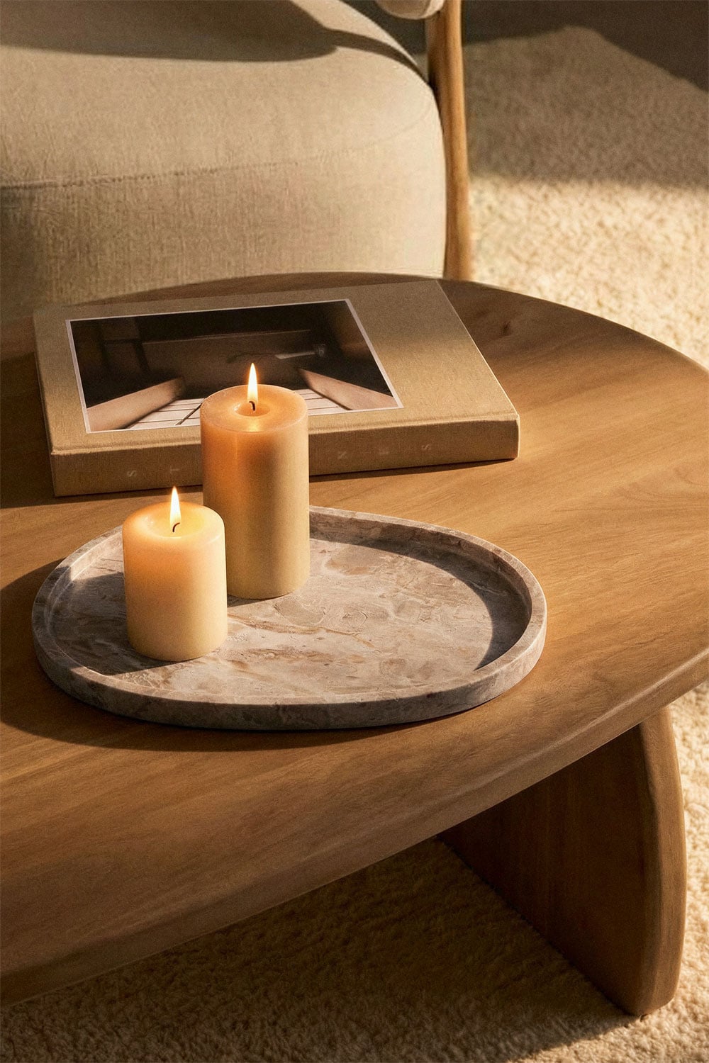 Orivando marble decorative tray, gallery image 1