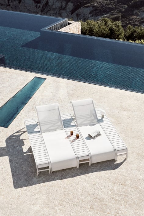 Set of 2 reclining loungers and 3 Marietta steel side tables