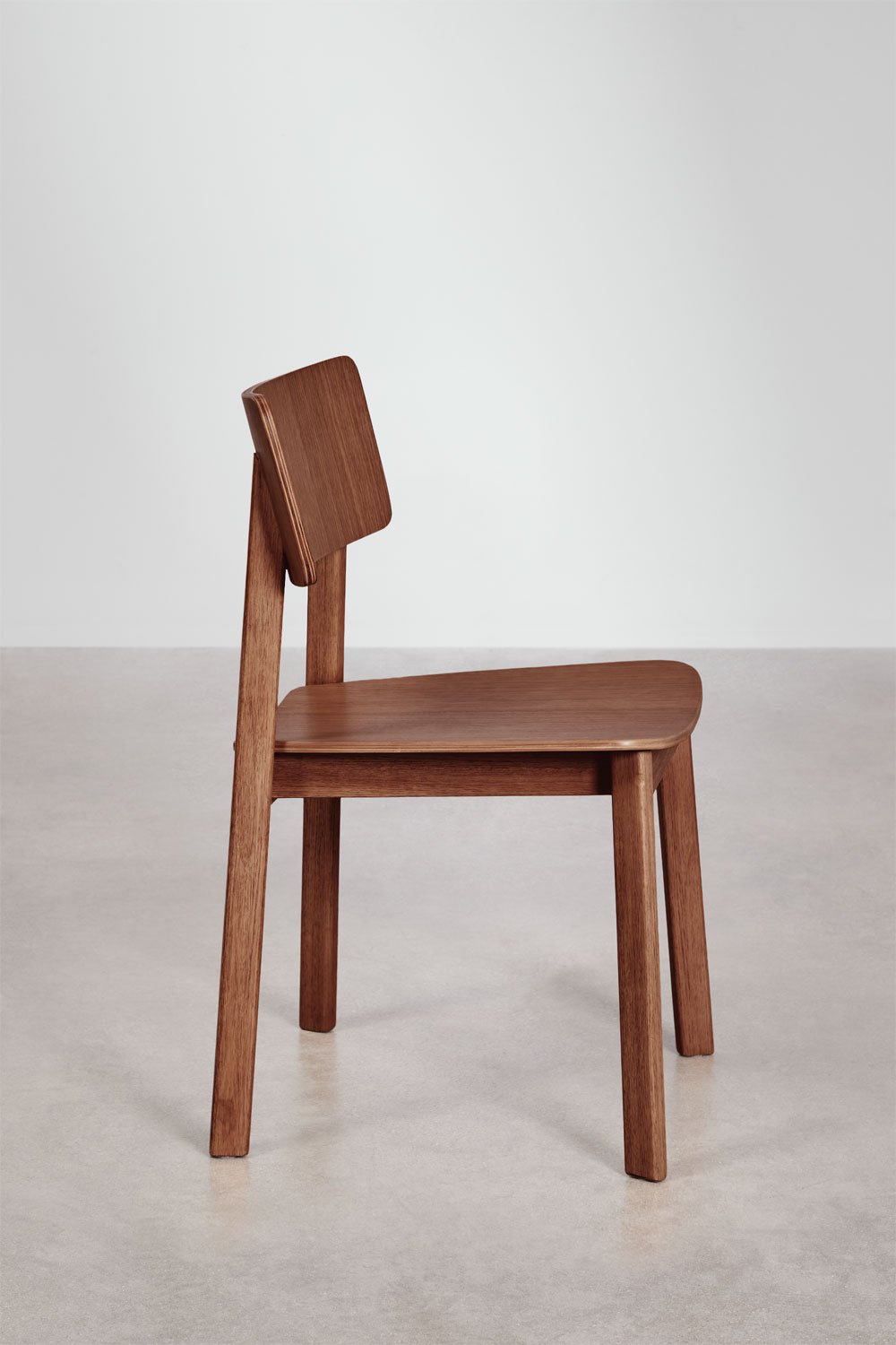 Pack of 4 Gilda wooden dining chairs, gallery image 4