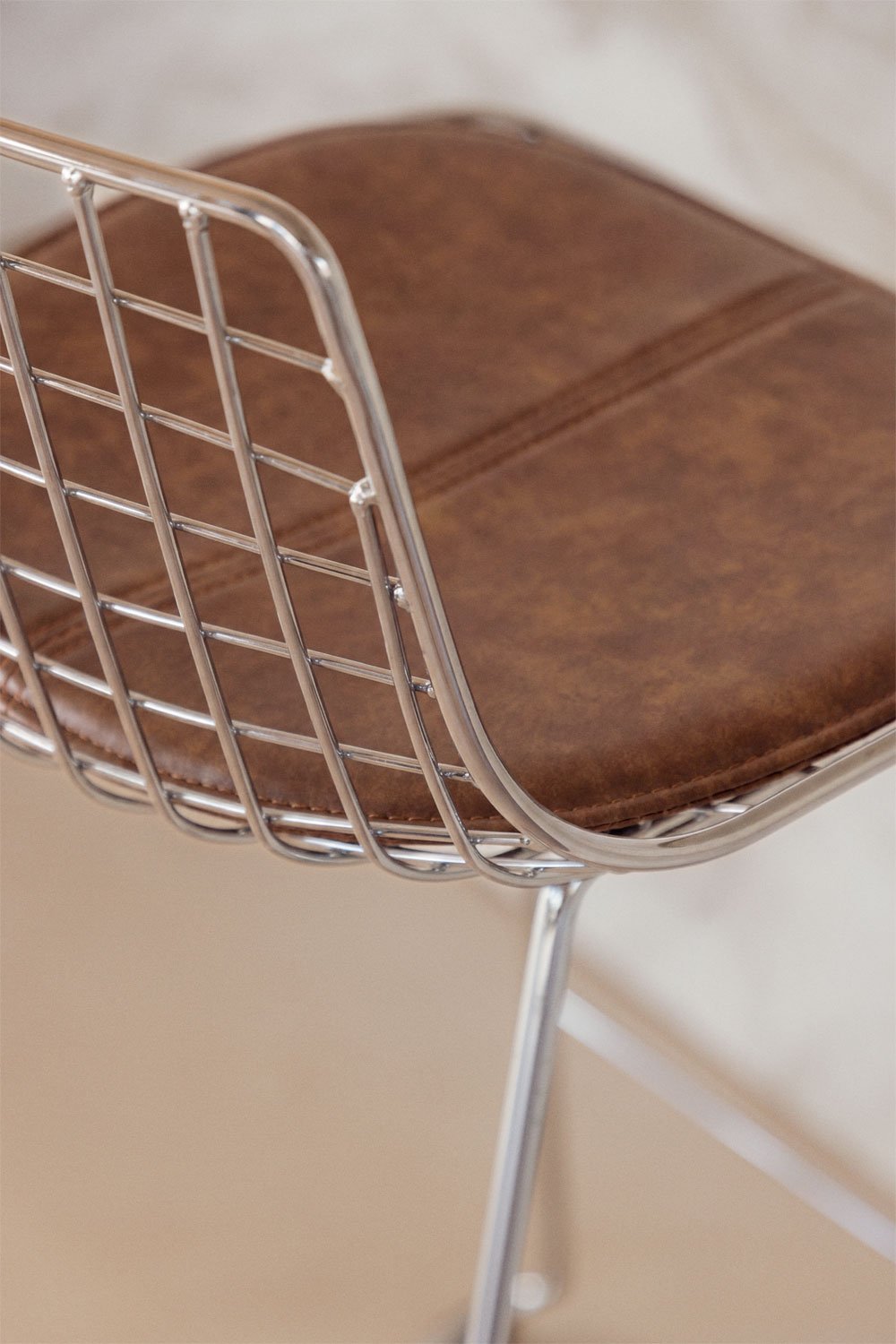 Pack of 2 high stools with steel backrest Renee, gallery image 2