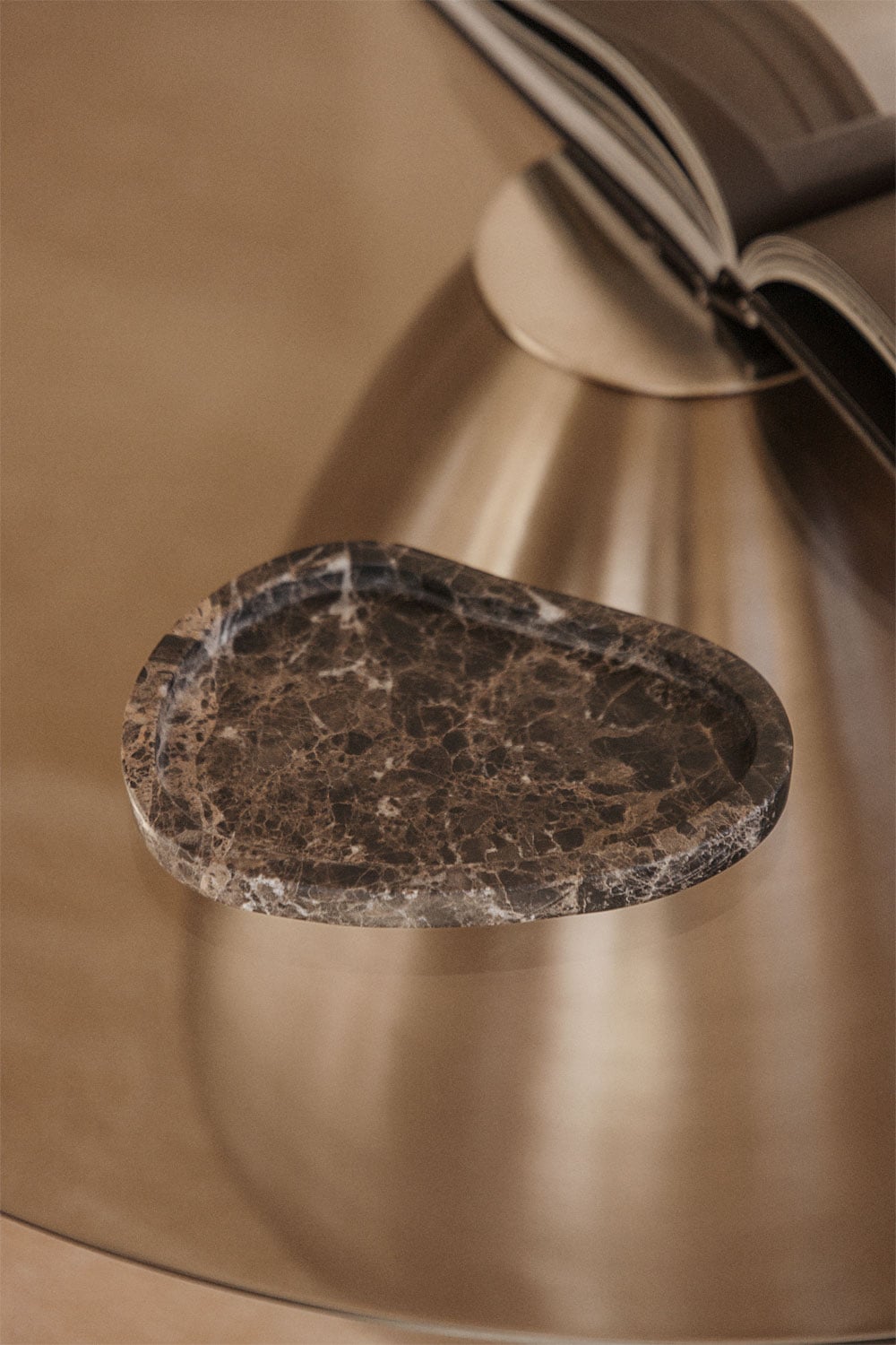 Orivando marble decorative tray, gallery image 1