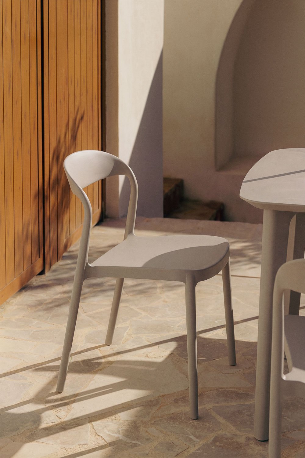 Pack of 4 stackable Brenza polypropylene garden chairs, gallery image 1